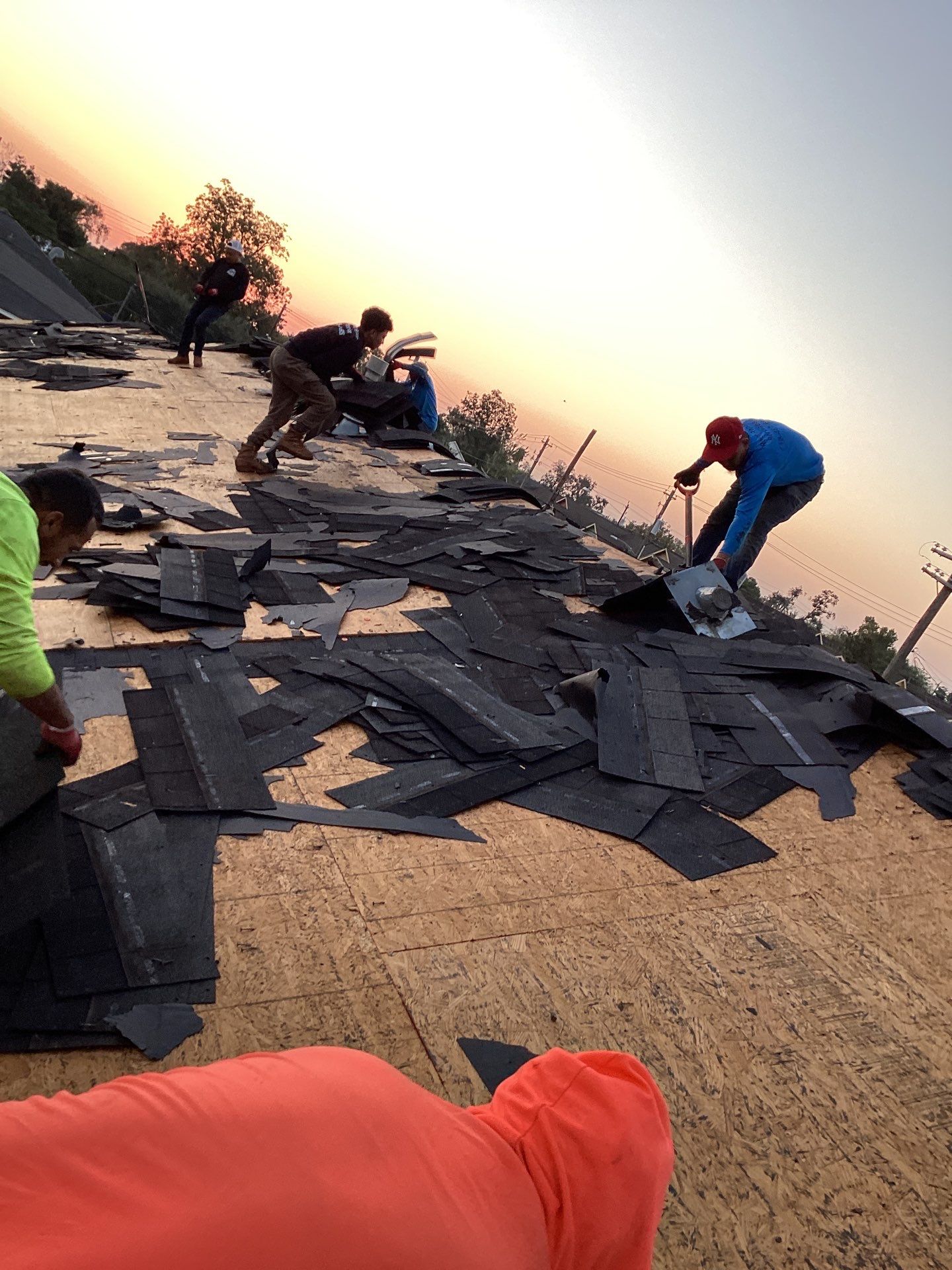Residential Roofing Installation using Owen's Corning Duration (Lifetime) Shingles by Roof Repair Company