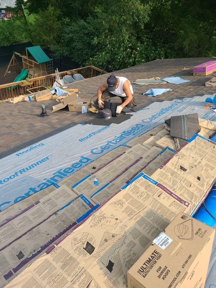 Alexandria: CertainTeed Landmark Pro Architectural Shingles in Max Def Shenandoah by RM Banning, Inc.