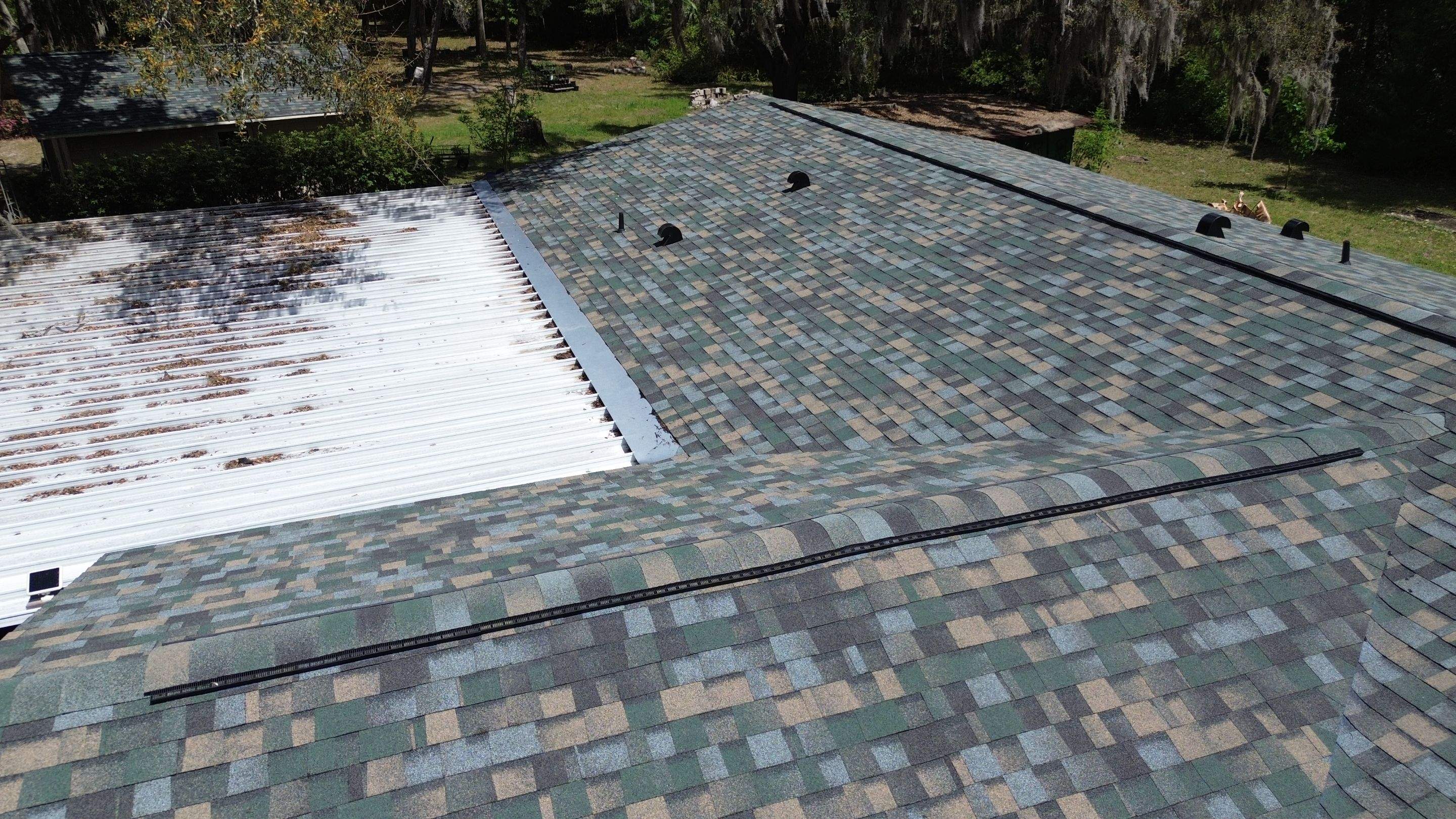 New Evergreen Mist Roof Replacement in Reddick, FL by Brehm Roofing