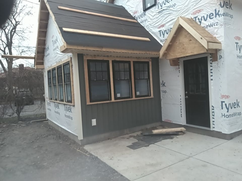 Garage by Ivy Lea Construction