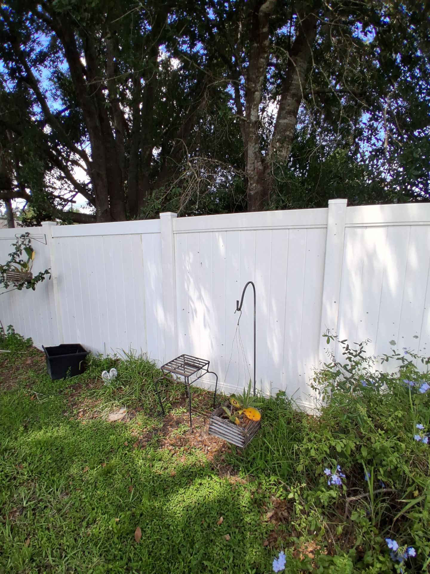 White Vinyl Privacy Fence Repair and Gate Installation in North Port by True Fence LLC