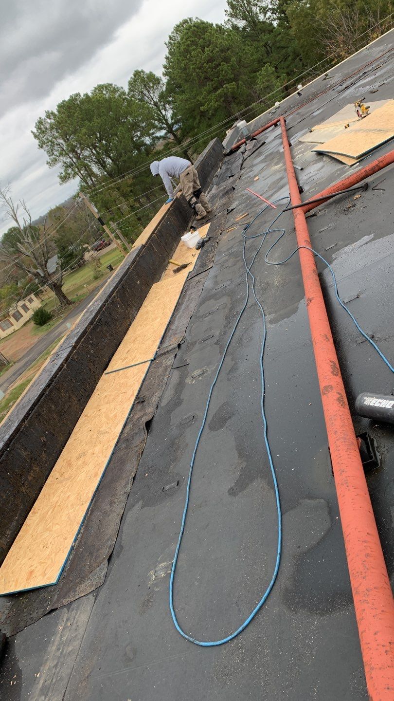 VA Clinic/Tractor Supply in Idabel, Oklahoma by Hostetler Roofing