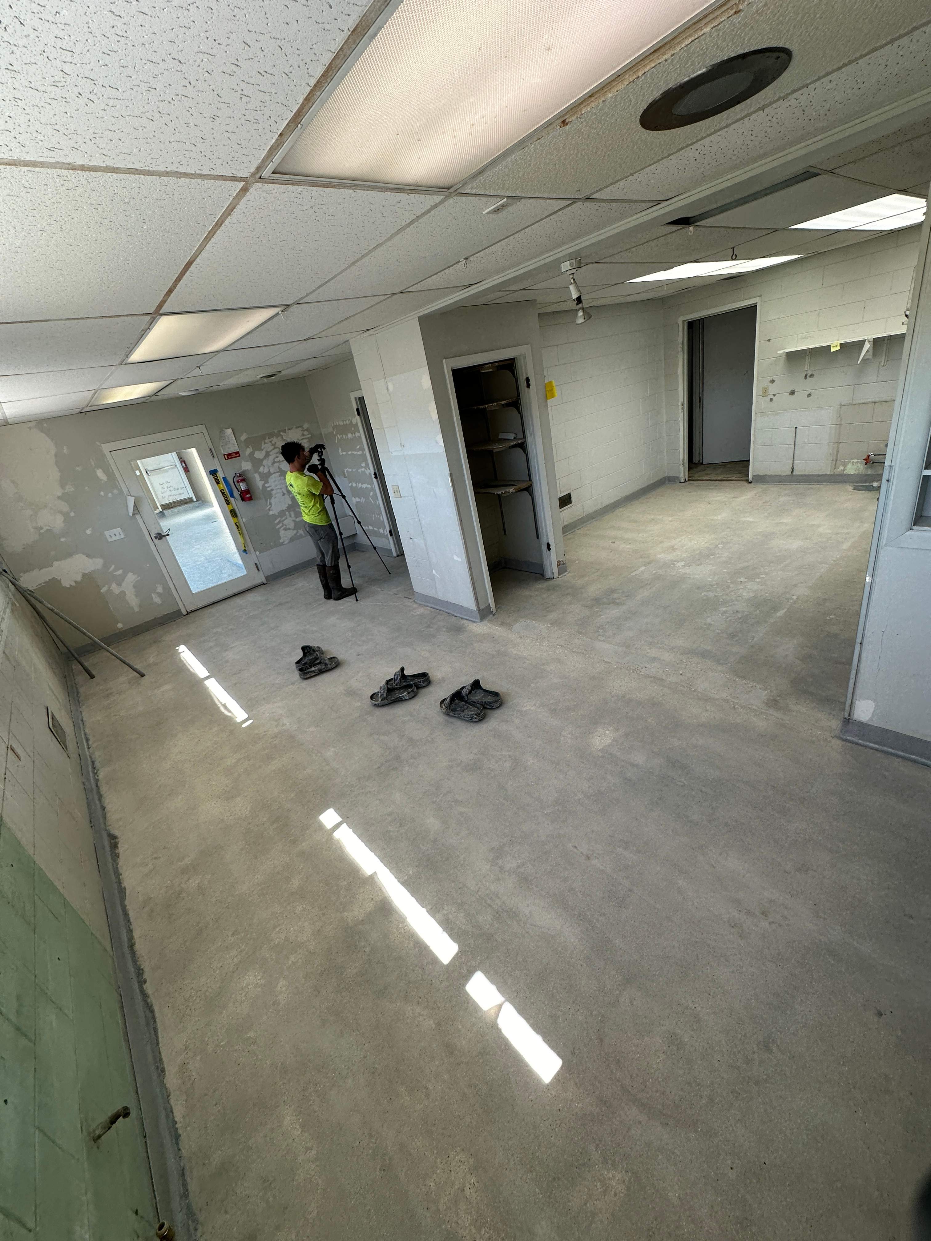Steamboat Canine Shelter Normal by Loud Bros