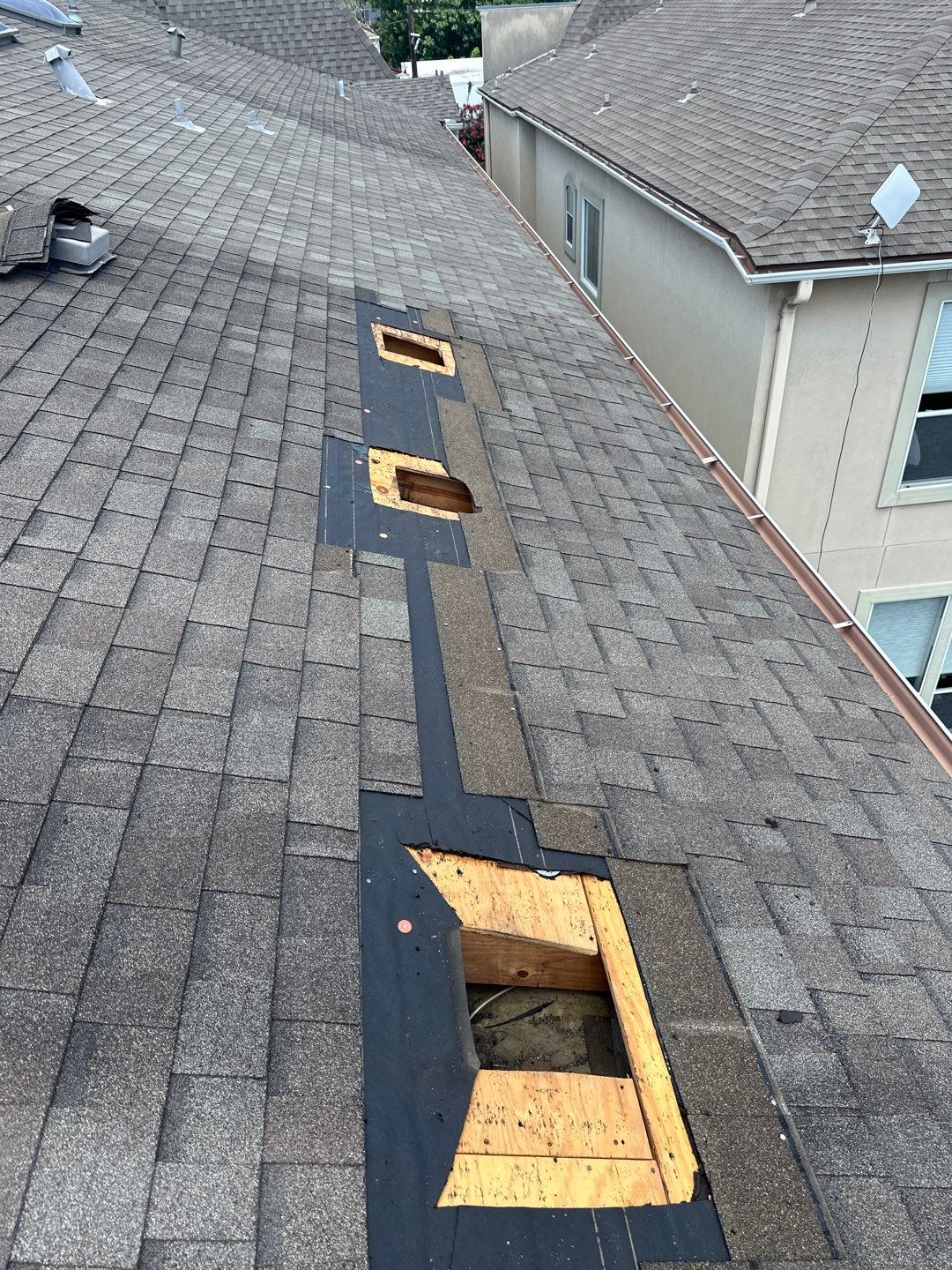 Hail Damage using Owen's Corning Duration (Lifetime) Shingles by Roof Repair Company