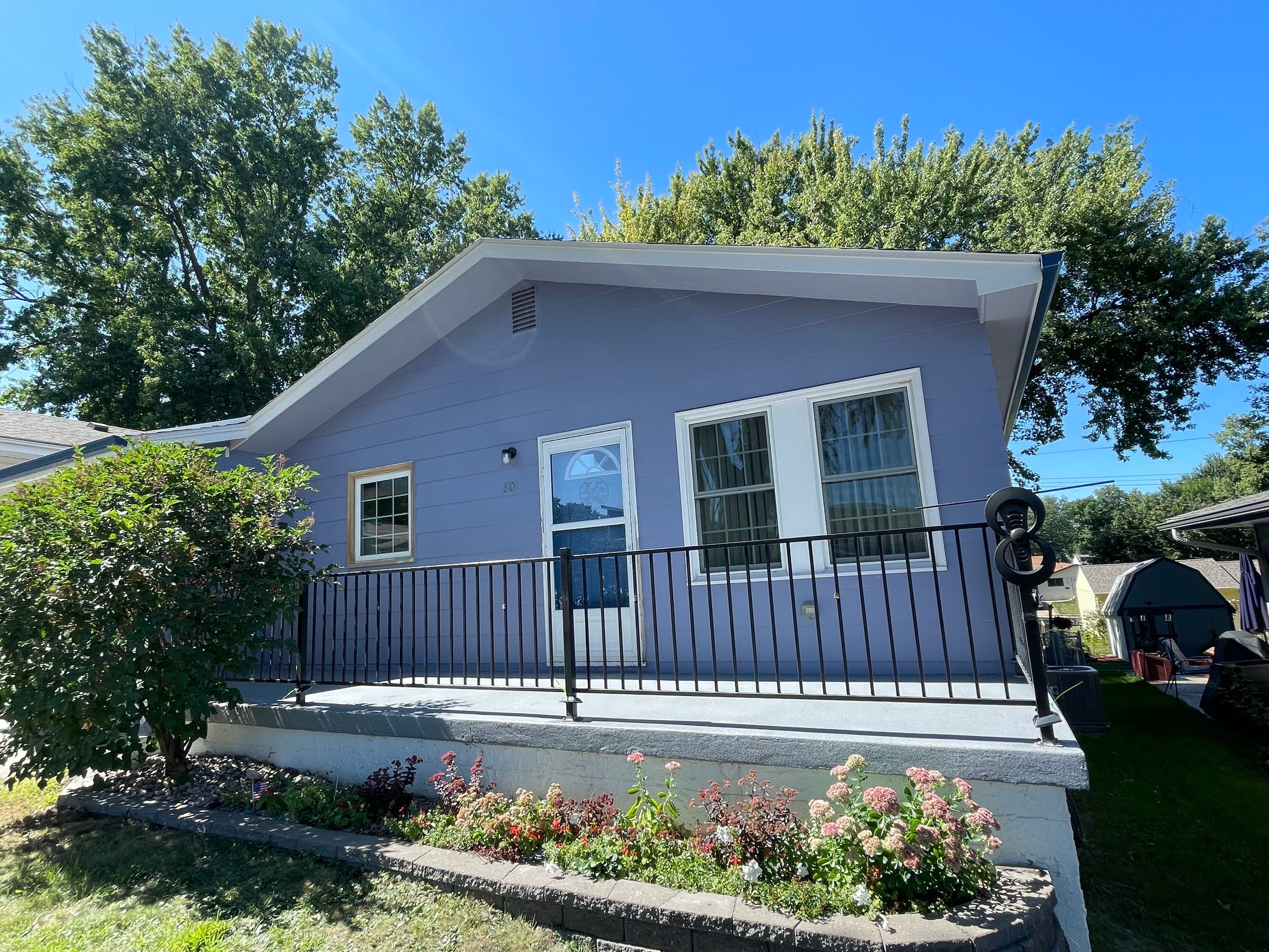 Sioux Falls Concrete Porch Coating with Starry Evening Finish by Select Painting, Coatings & Garage Cabinets