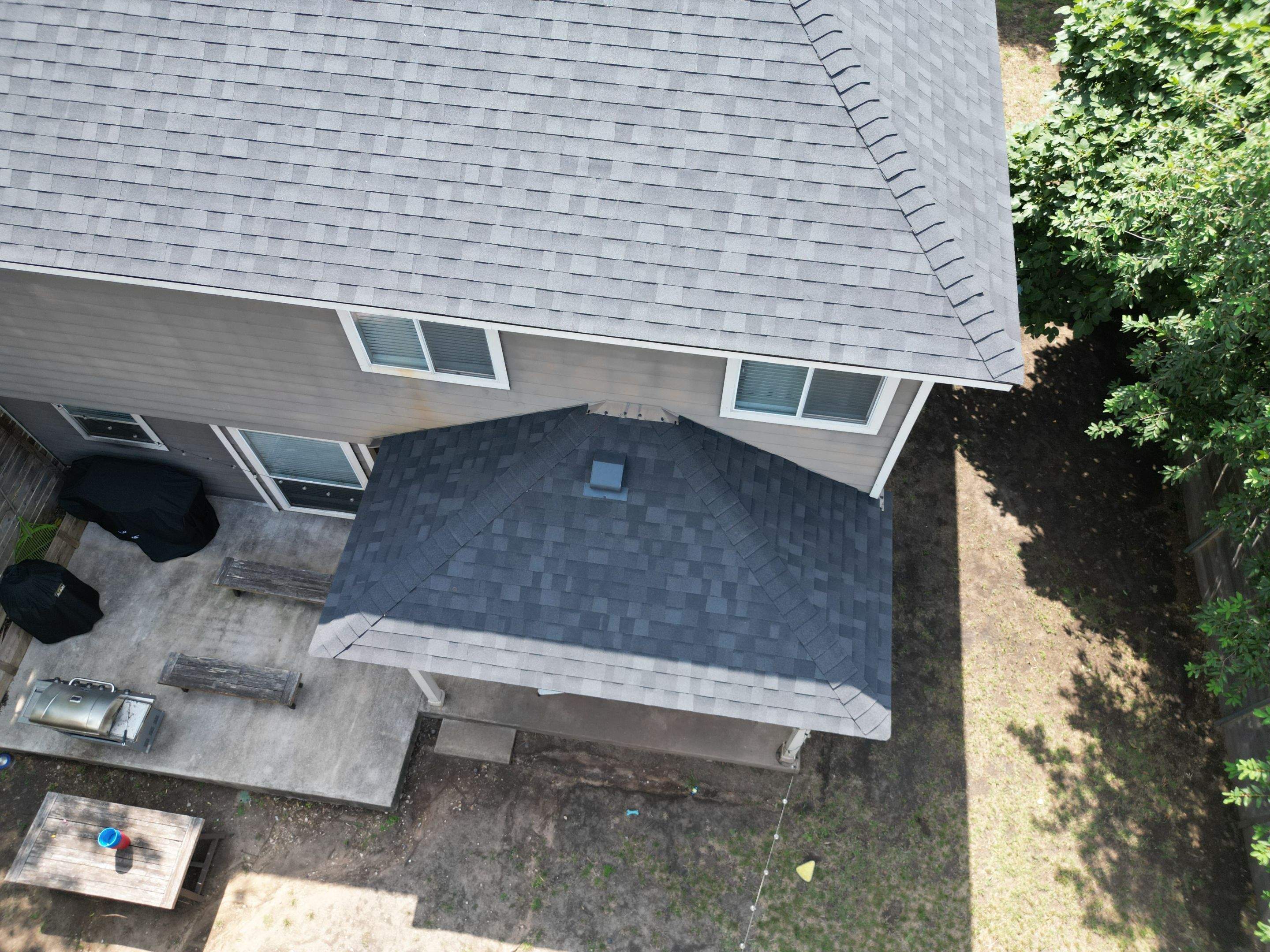 Onyx Black - Owens Corning TruDefinition Duration by RoofsOnly.com