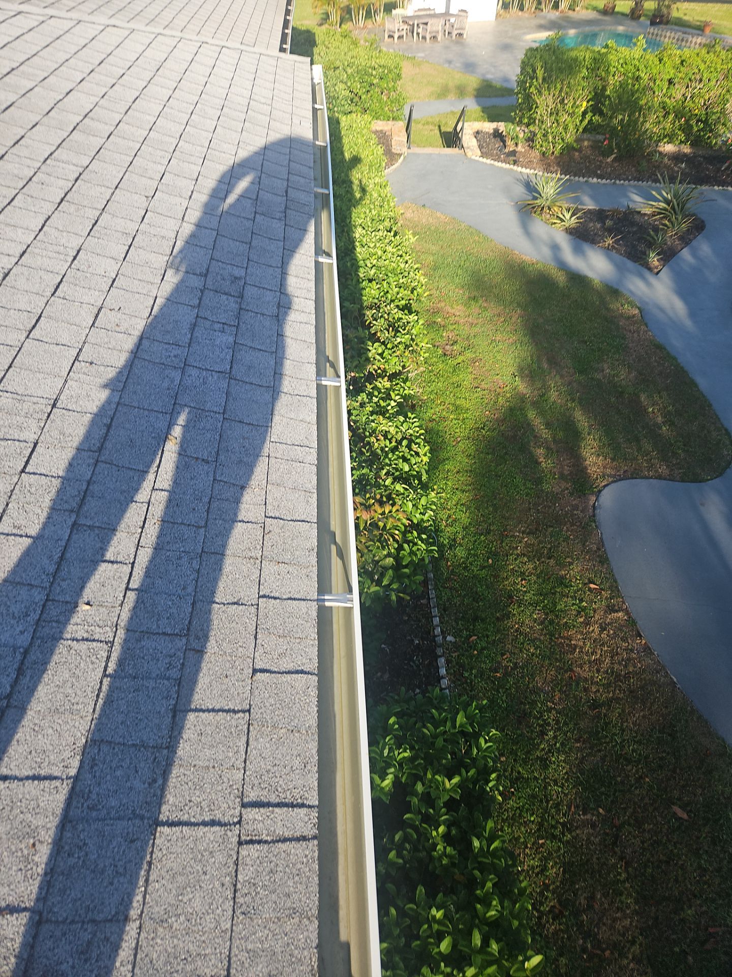 Cleaning Gutters in Sarasota FL by Gutter Professors