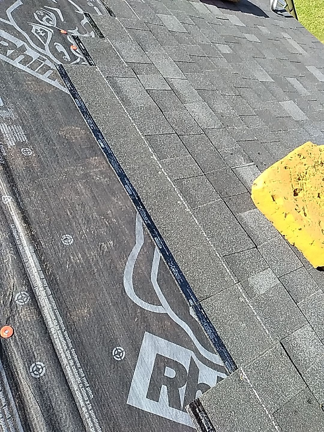 Residential Roofing Installation using Owens Corning® Oakridge Onyx Black by Indigo State Roofing
