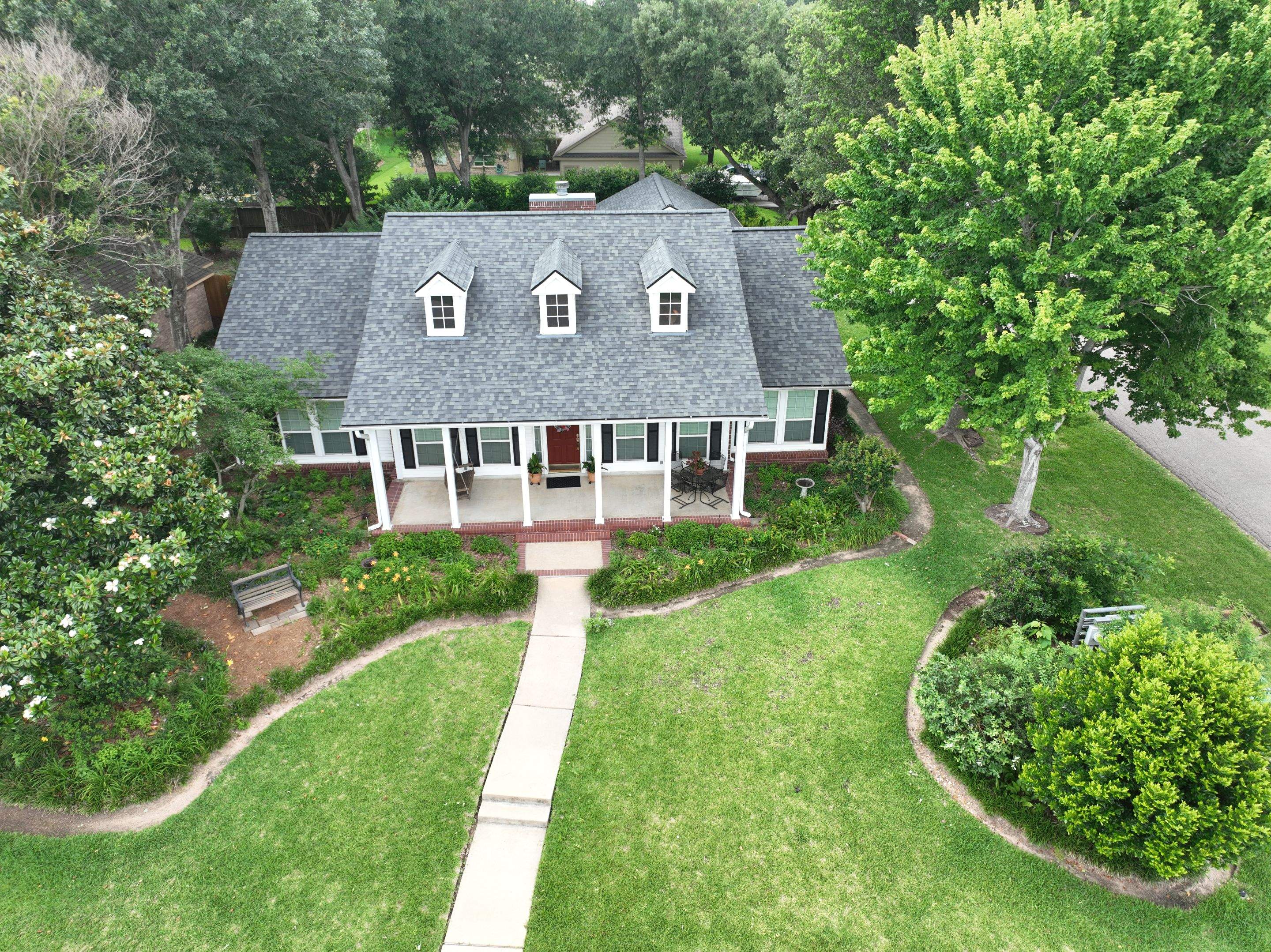 Residential Roofing Installation using Owen's Corning Duration by Roof Concepts Construction