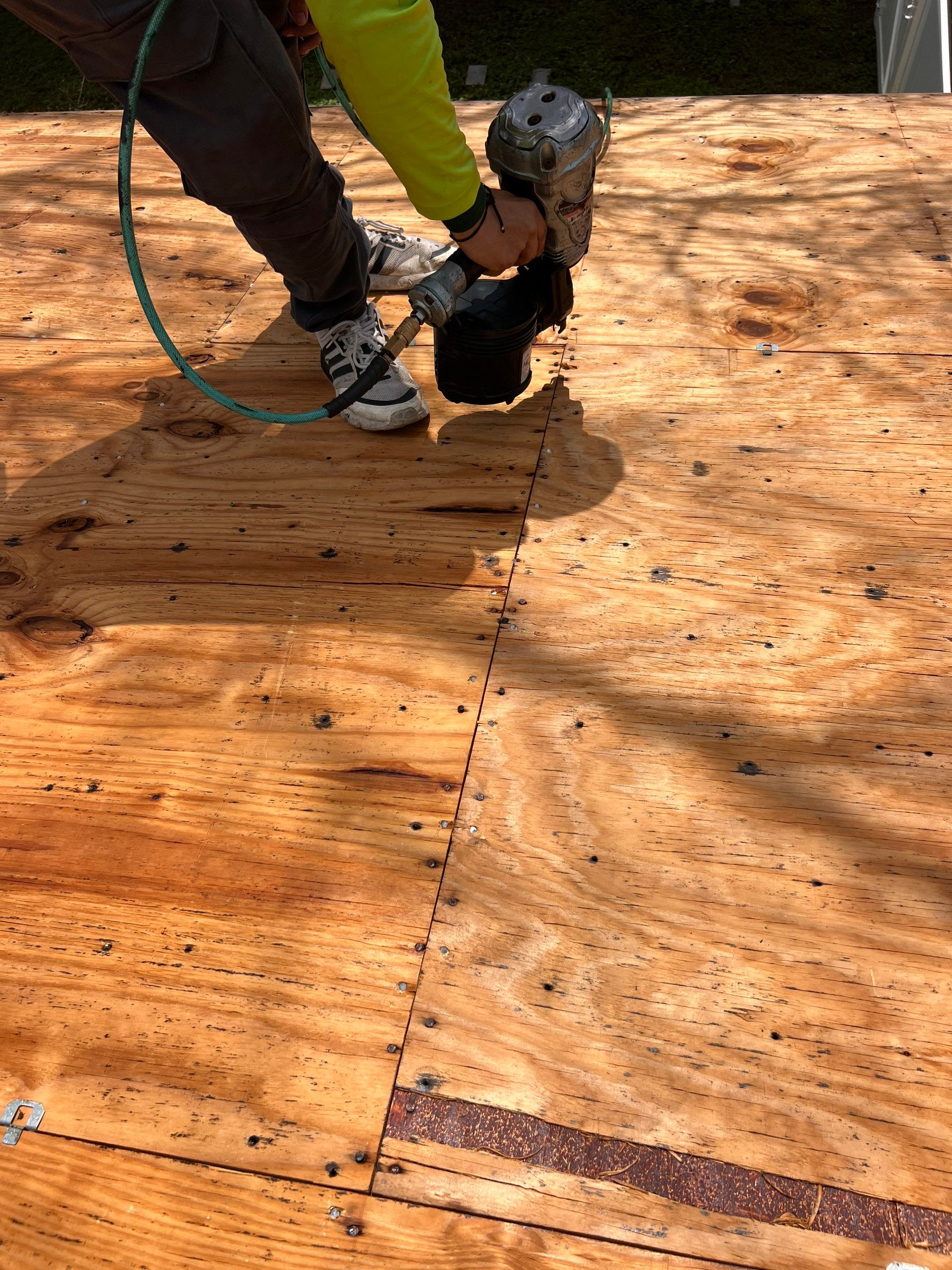 Project in St. Petersburg 33712 by Mitchell Roofing Company LLC