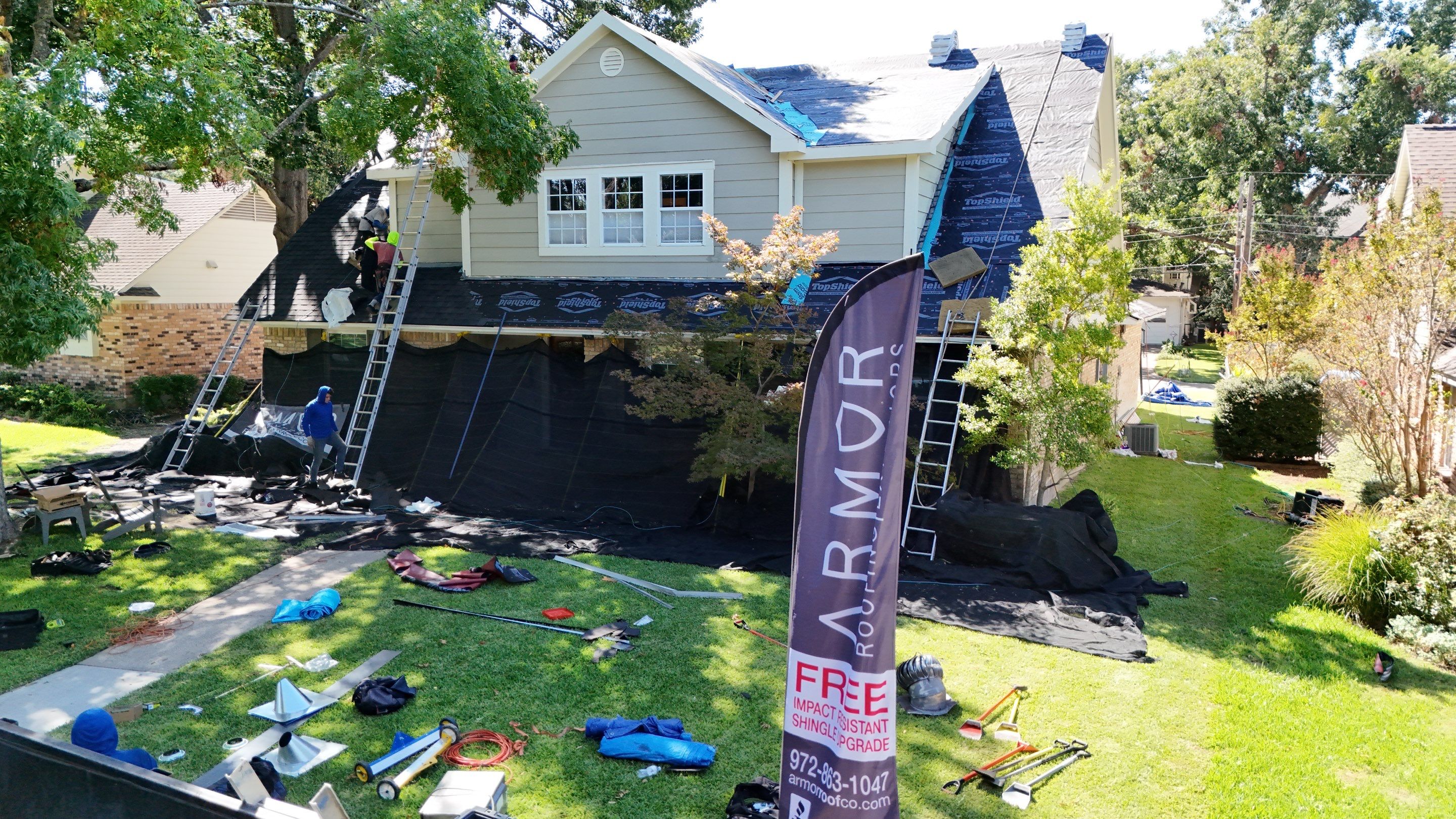 Project in Dallas by Armor Roofing | Exteriors