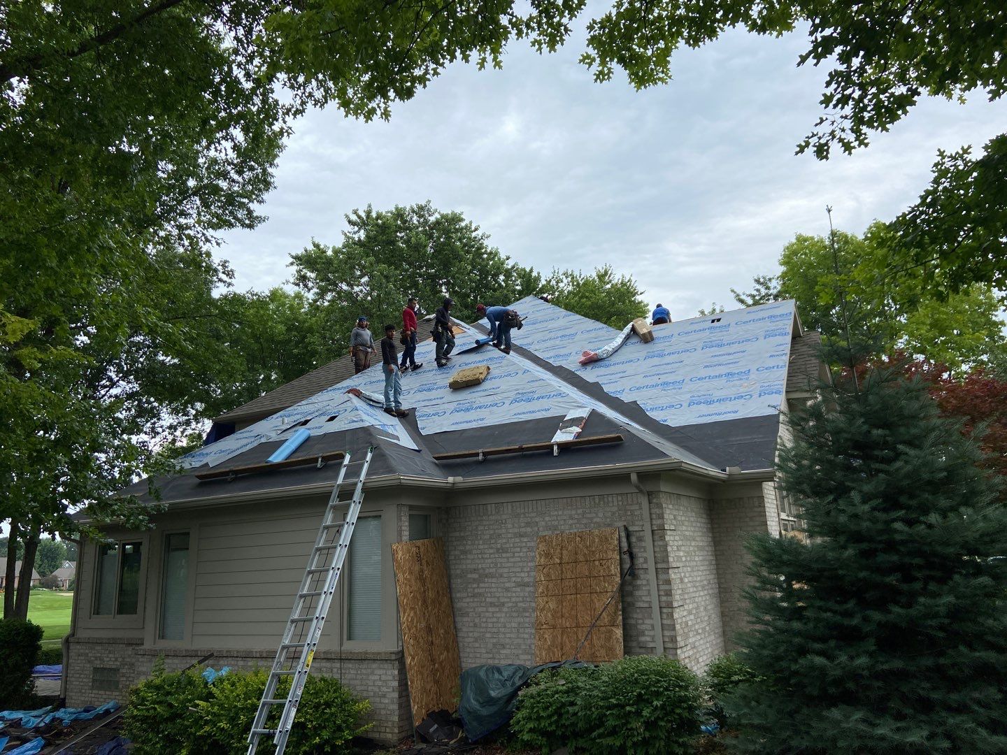 Roof Replacement using CertainTeed Landmark by 180 Contractors