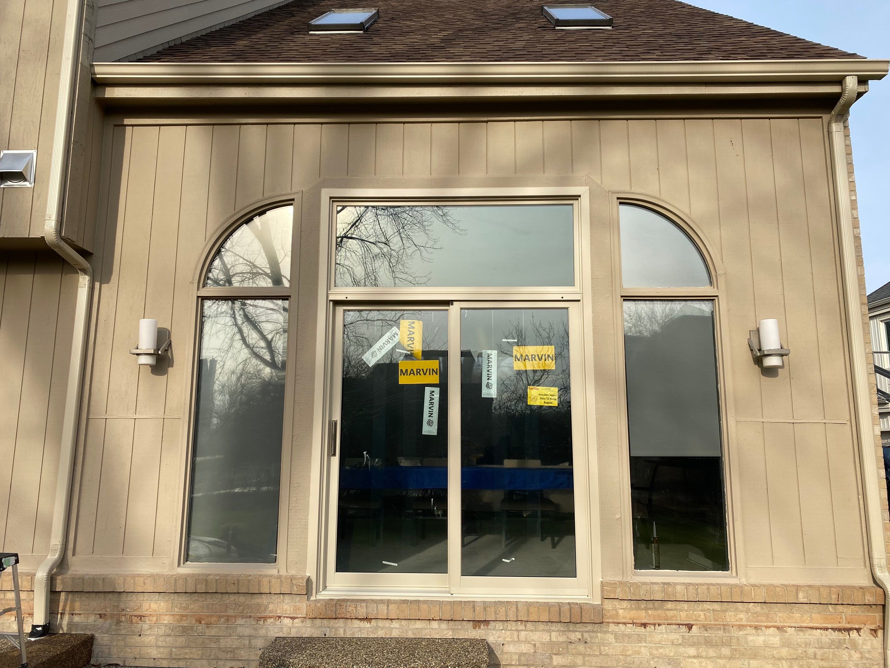 Window Installation using Replace windows  by Smart Roof