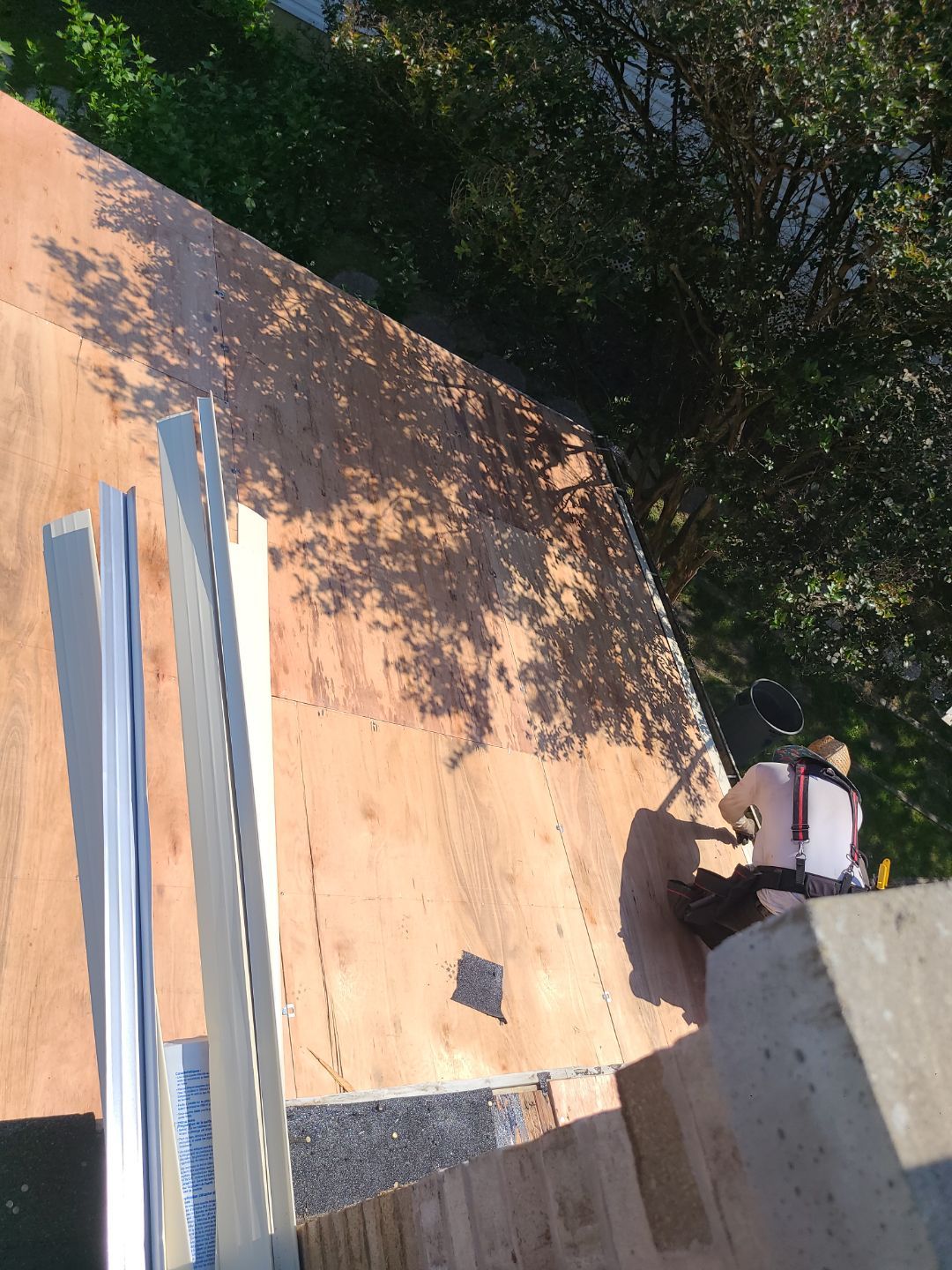 Vienna: Roof Replacement with CertainTeed Landmark Designer Shingles in Moire Black by RM Banning, Inc.