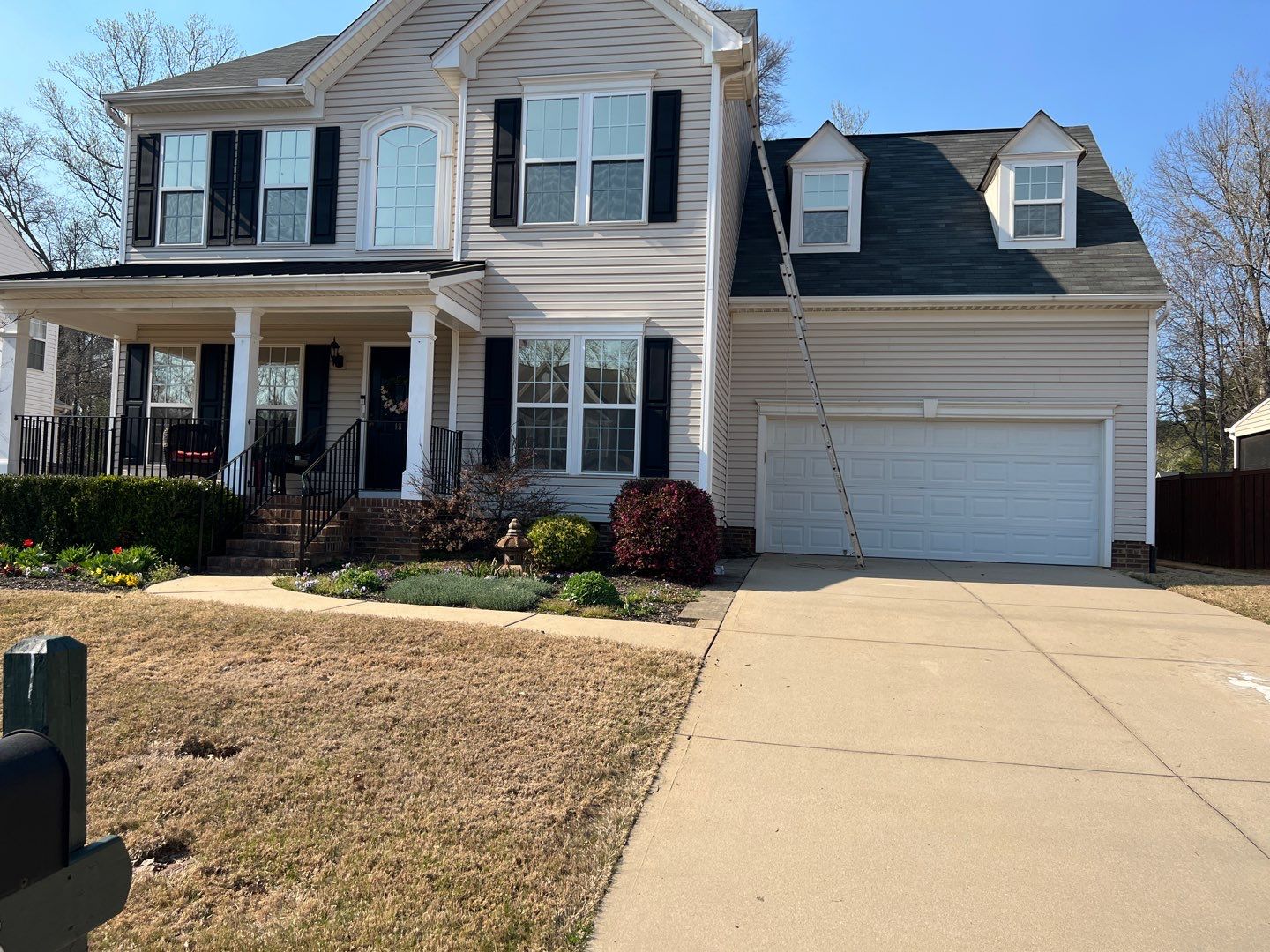 Full Asphalt Shingle Roof Replacement in Simpsonville, South Carolina by Roofers LLC
