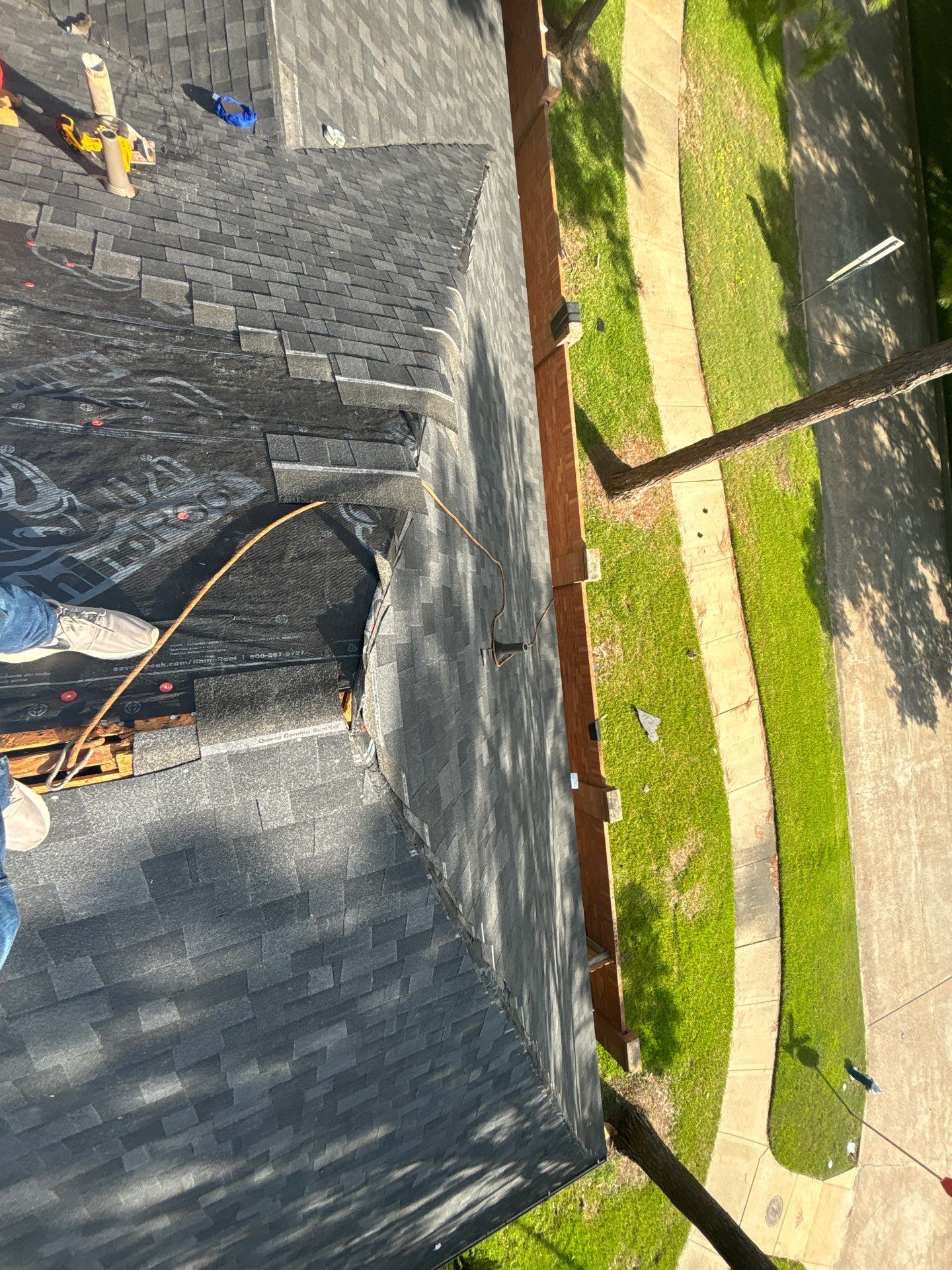 Residential Roofing Installation using Owen's Corning Duration (Lifetime) Shingles by Roof Repair Company