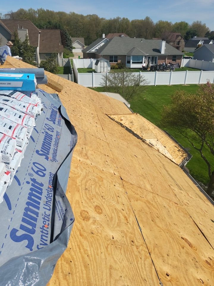 Brand: Atlas Pinnacle Color: Pristine Scotchgard Weathered Shadow Drip: Musket Brown by Eagle Eye Roofing