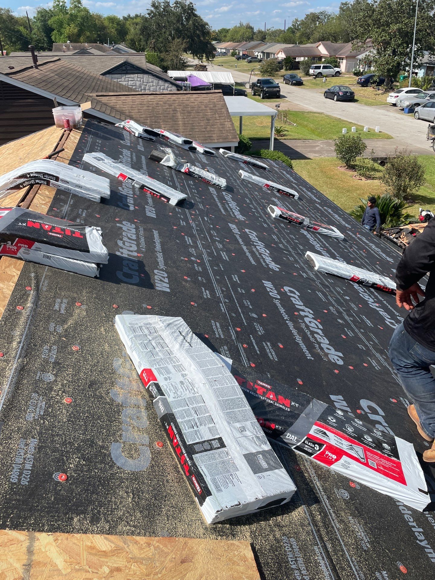 Residential Roofing Installation using Owen's Corning Duration (Lifetime) Shingles by Roof Repair Company