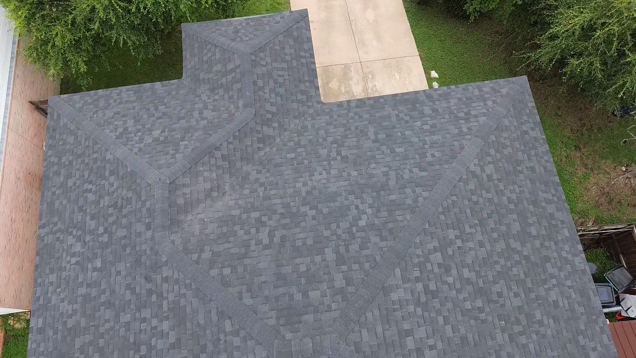 Onyx Black - Owens Corning TruDefinition Duration  by RoofsOnly.com