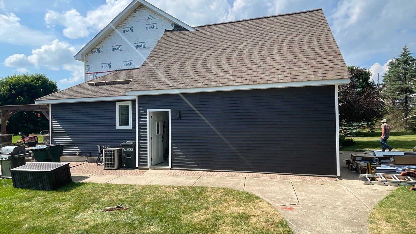 Siding Replacement using Certainteed Restoration Classic D4 by 180 Contractors