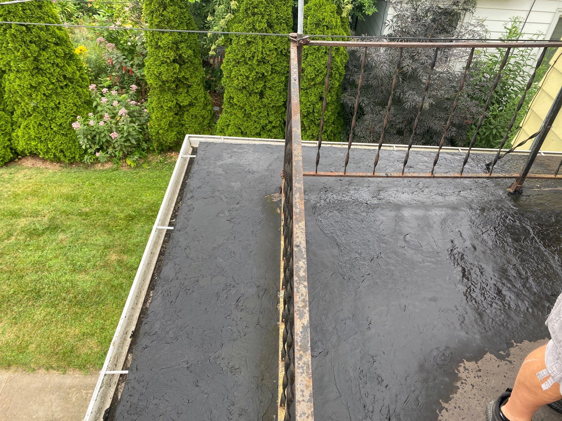 Flat Roof Porch with 60mil EPDM Rubber by Gellings Roofing & Siding