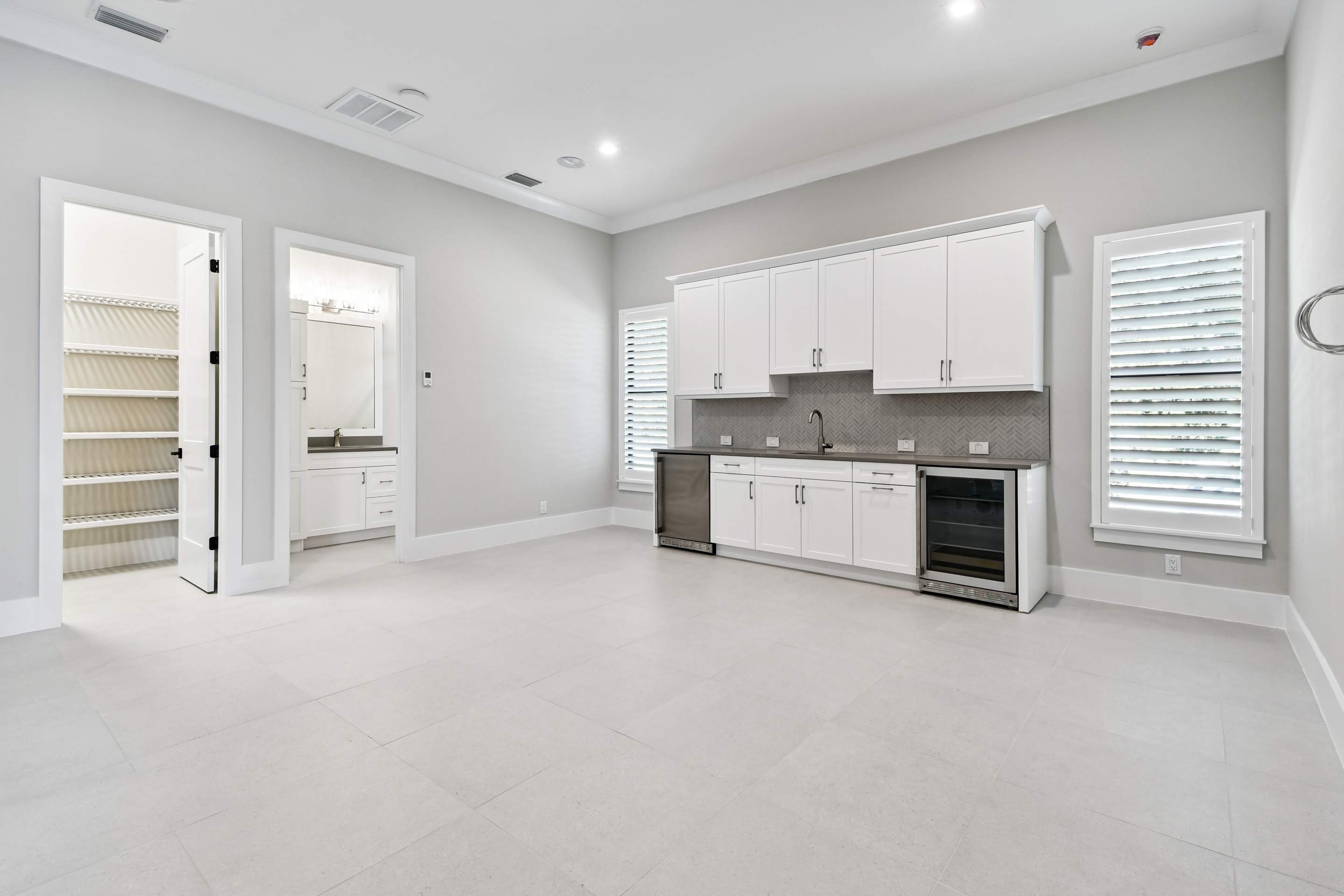 Custom Soleil by Lyons Heritage Tampa, LLC