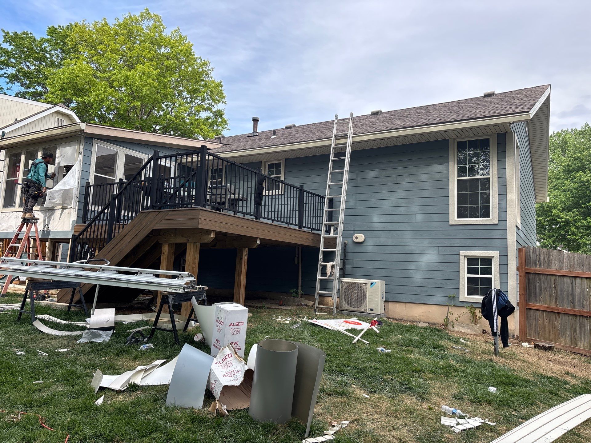 James Hardie in Kansas City Mo  by EEC  Windows, Siding & Roofing 