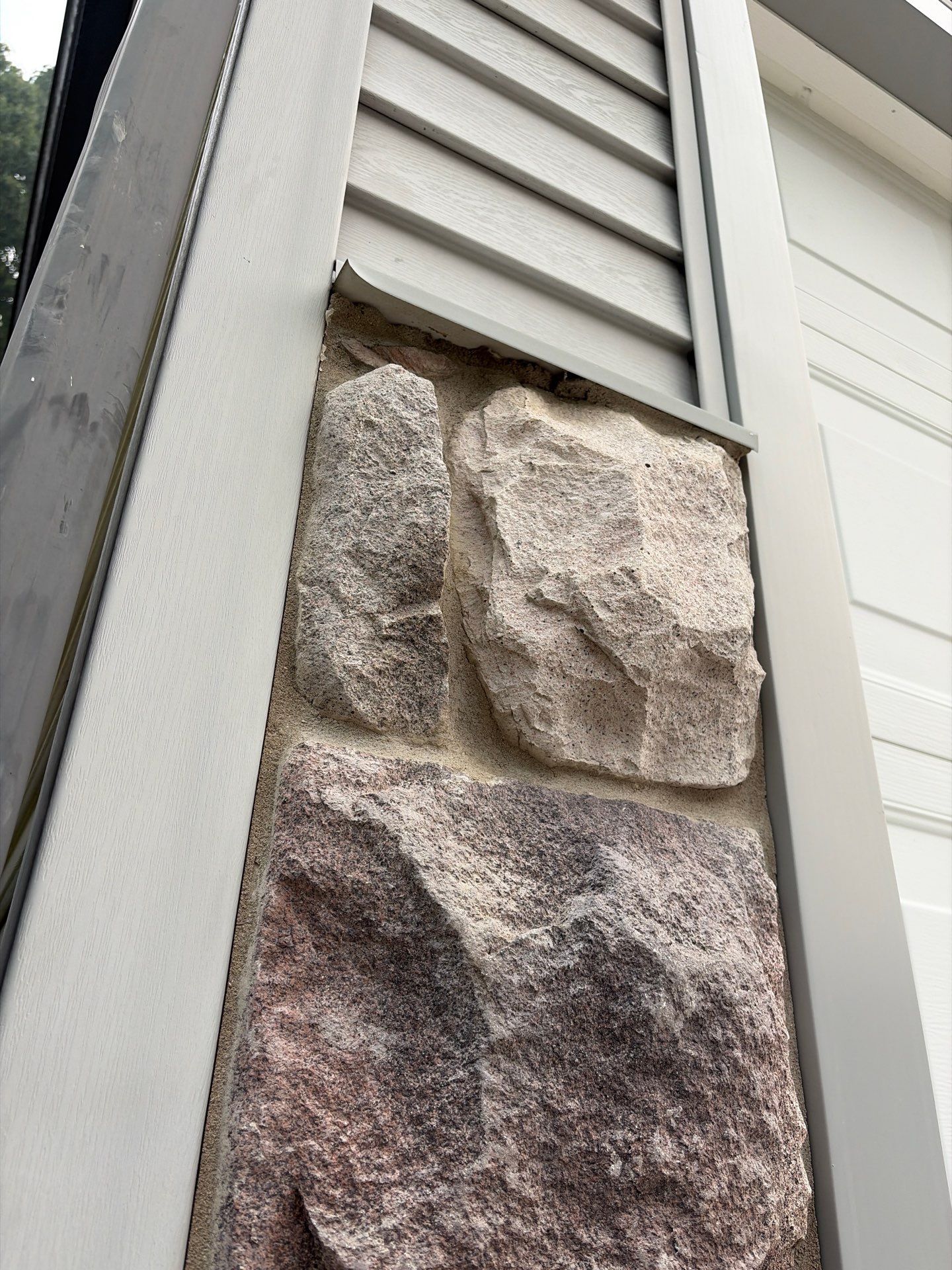 Siding Replacement using Wood Grain by 180 Contractors