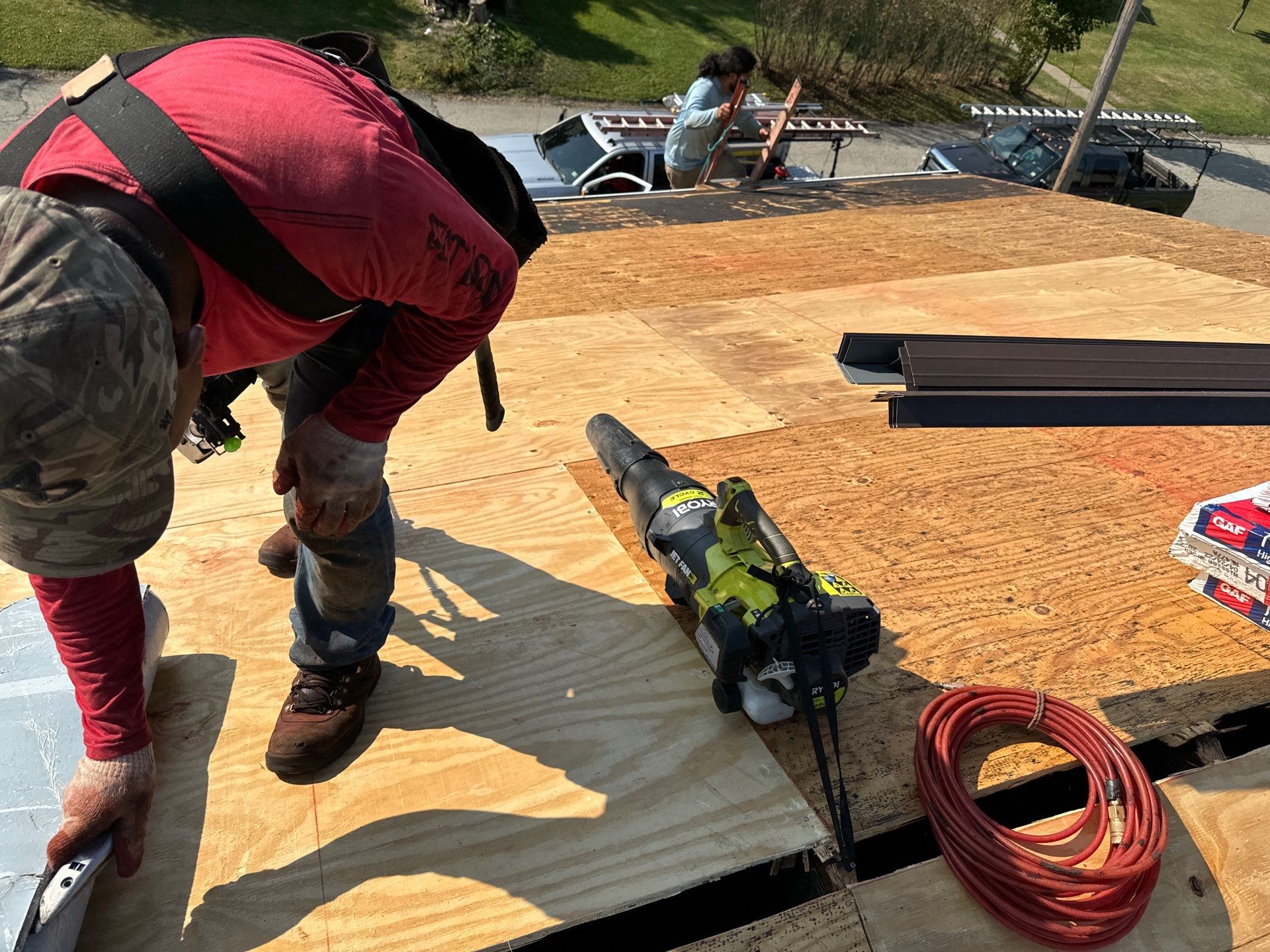 Residential Roofing Installation using GAF HDZ SHINGLES by La Bendicion Contruction Llc