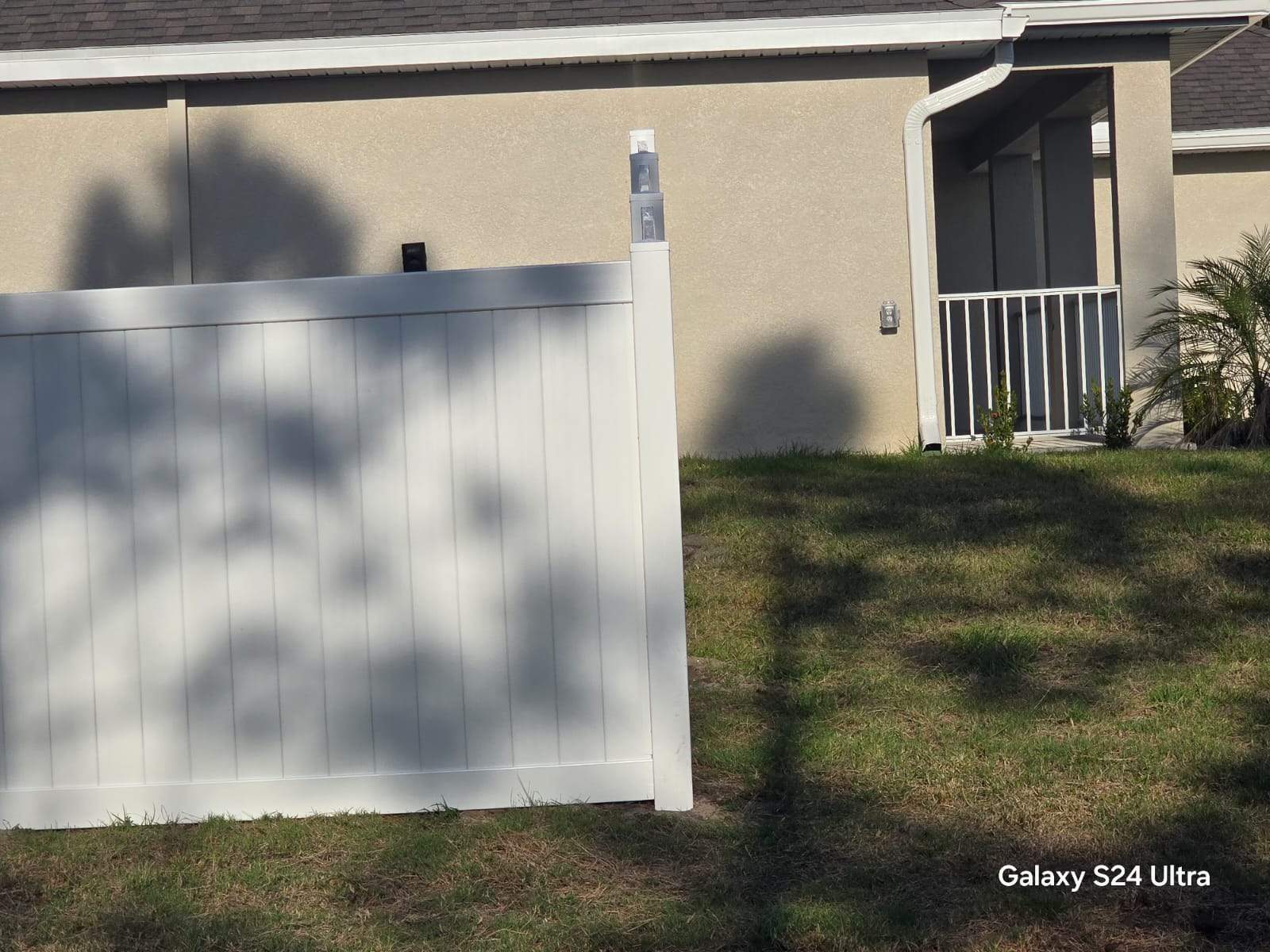 Residential White Vinyl Privacy Fence Installation in North Port by True Fence LLC