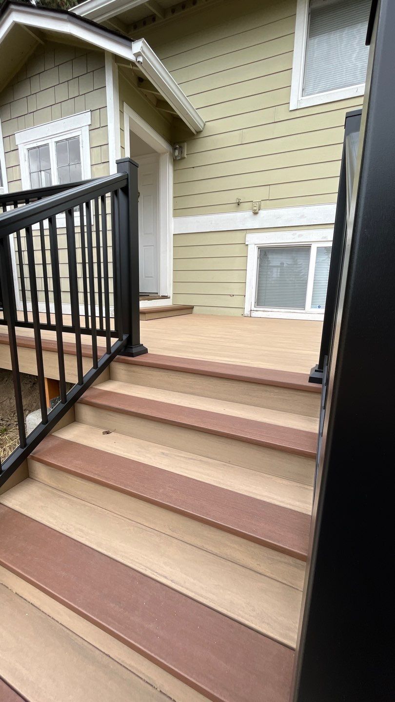 New Azek Vintage Deck by Alki deck builders 