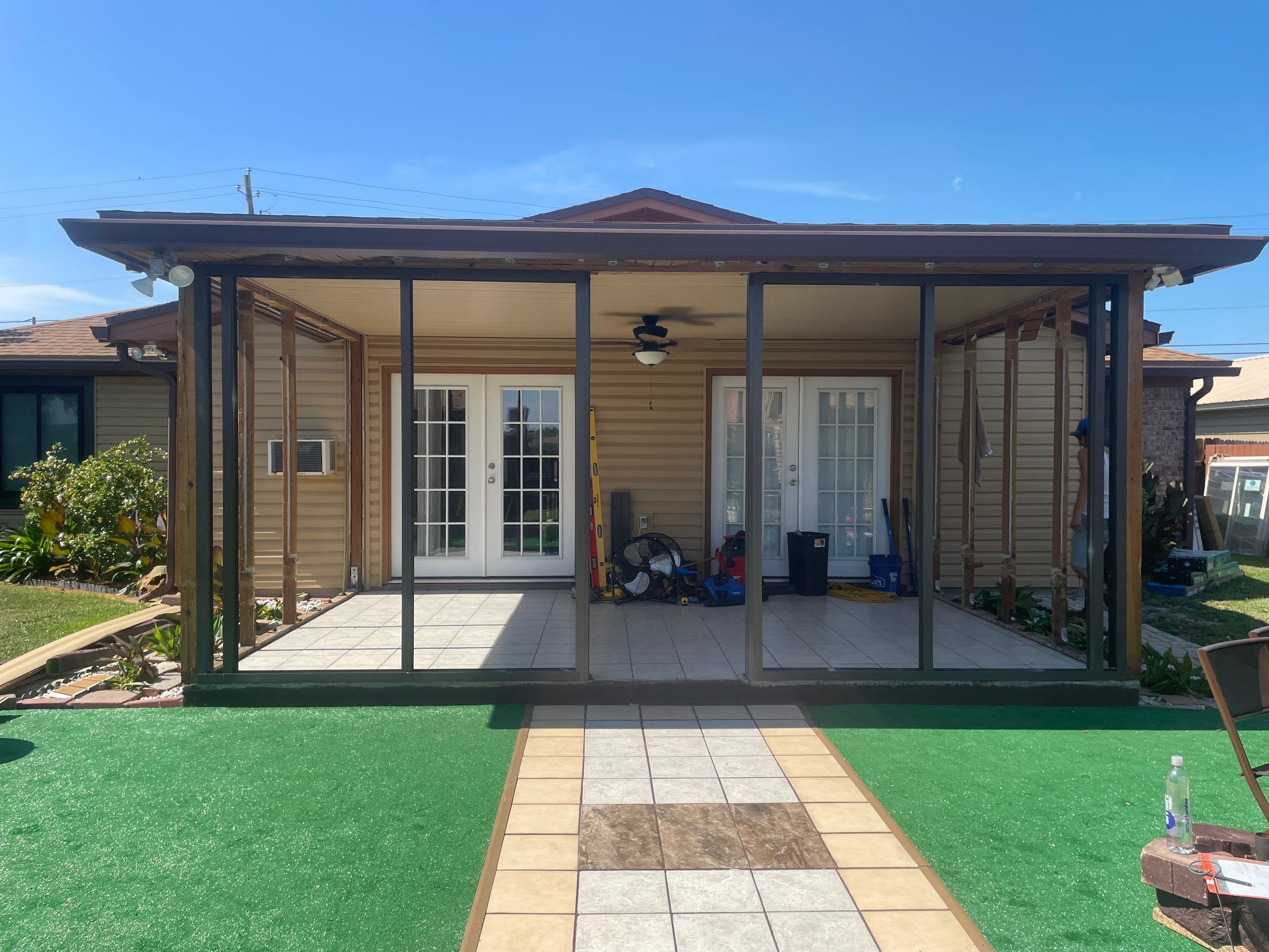 Glass Room using Colorbeam by Titan Sunrooms