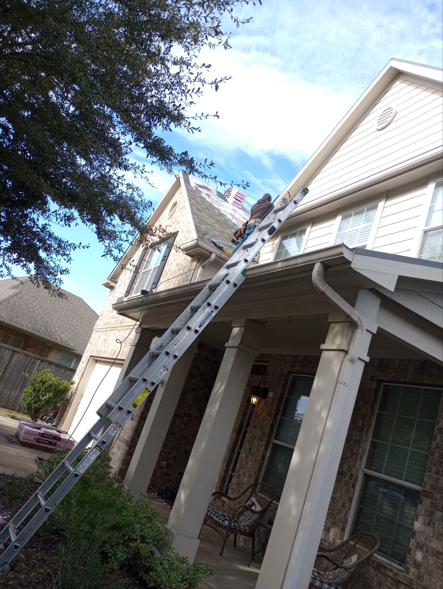 Residential Roofing Installation using Owen's Corning Duration (Lifetime) Shingles by Roof Repair Company