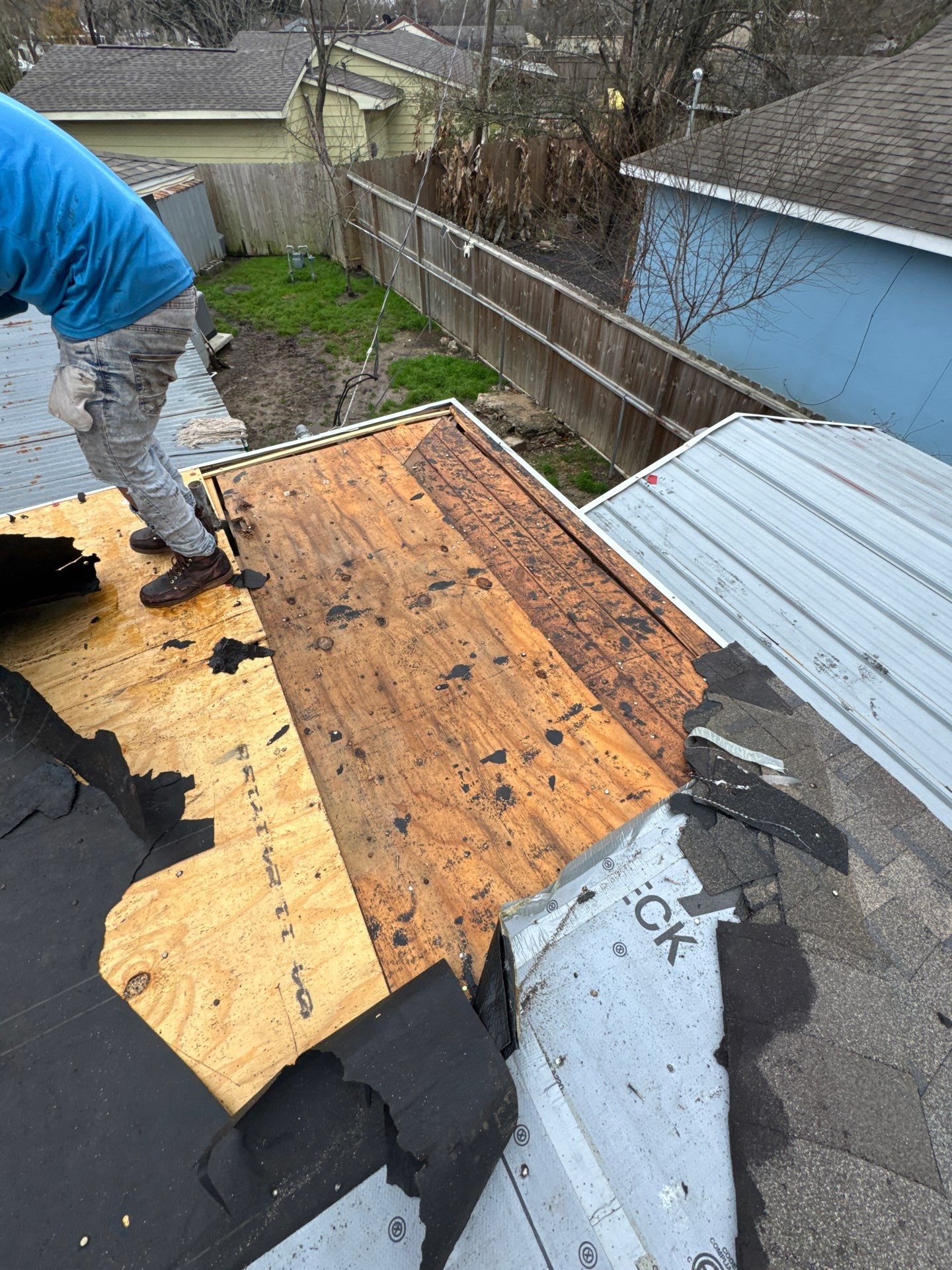 Roof Replacement Pasadena by Roof Repair Services LLC