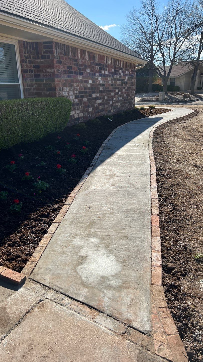 Concrete sidewalk using Concrete by Clays Services Inc