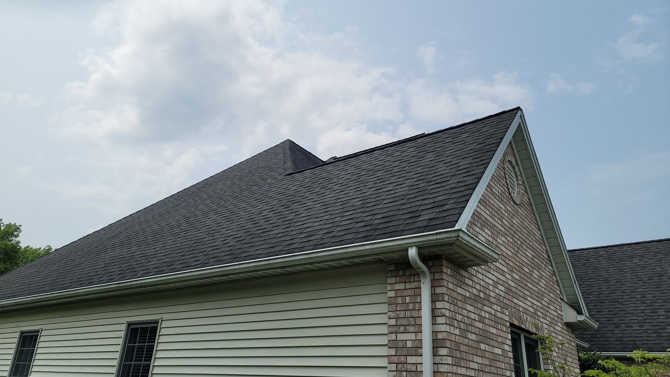 GAF Timberland Color: Pewter Gray by Eagle Eye Roofing