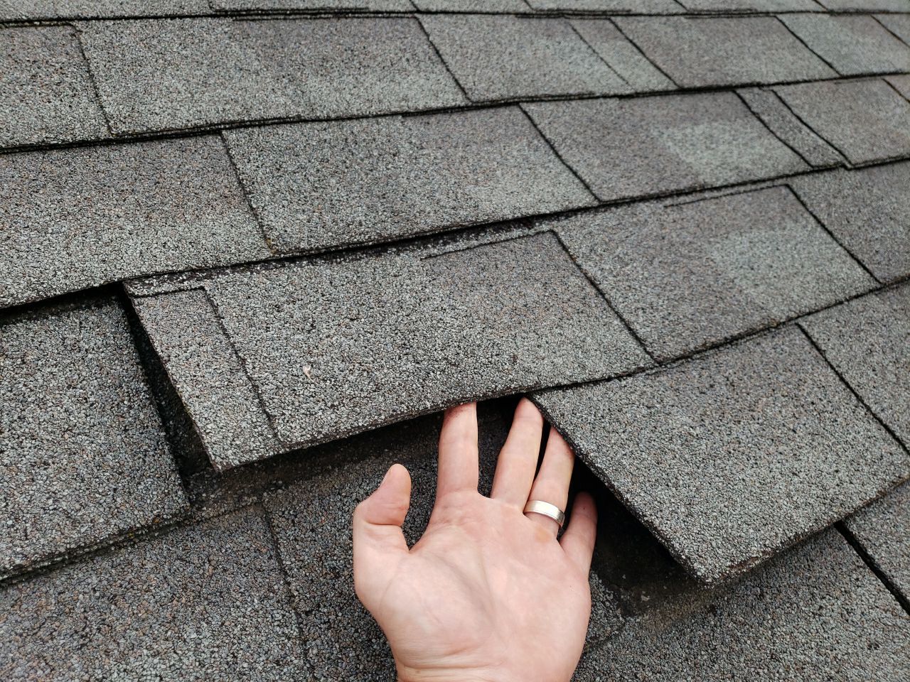 Eden Prairie, MN – Roof Replacement on Steep and High Roof by First Impressions Exteriors