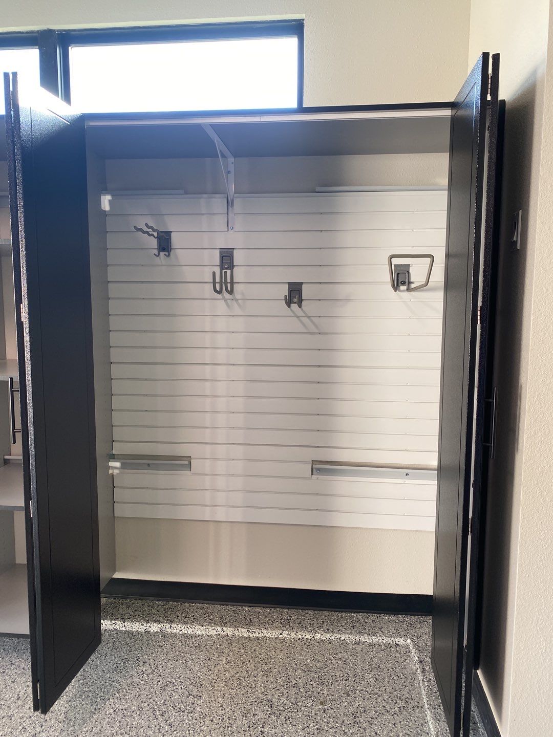 Duane W. - Upgrades his Garage! by Banner Garage