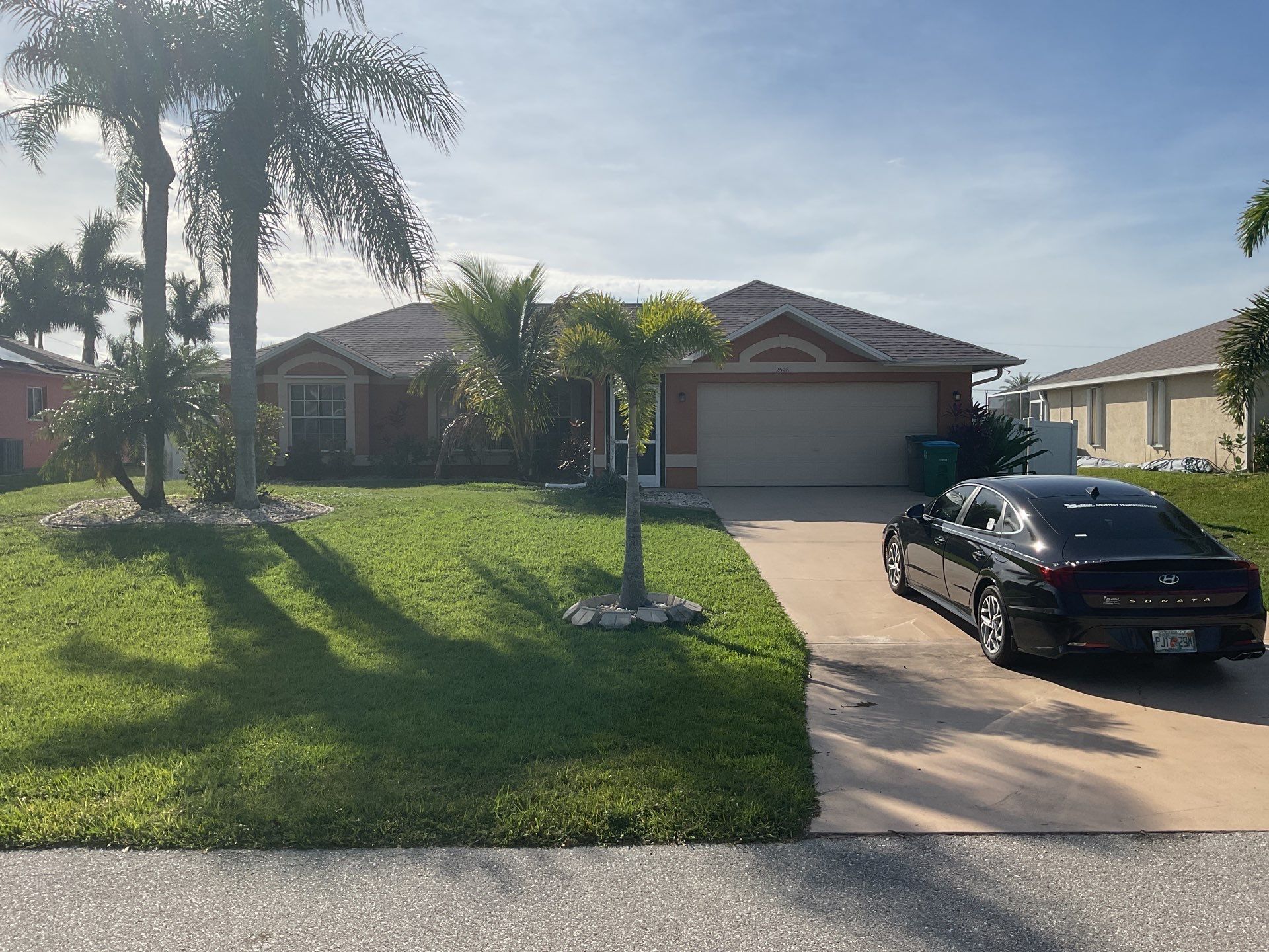 White 6-Inch Seamless Gutters in Cape Coral FL by Gutter Professors