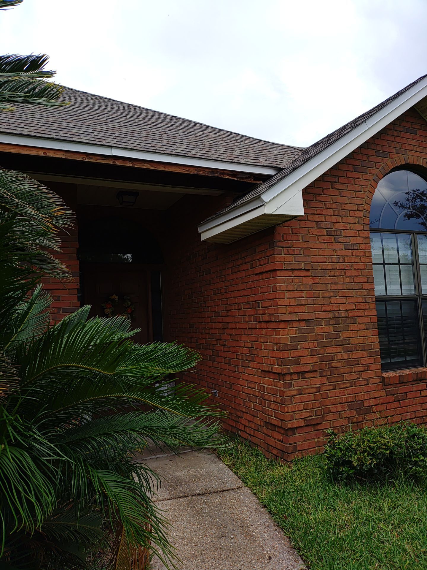 New Soffit, Fascia, and 6 -K Gutter Installation in Panama City FL by Gutter Professors