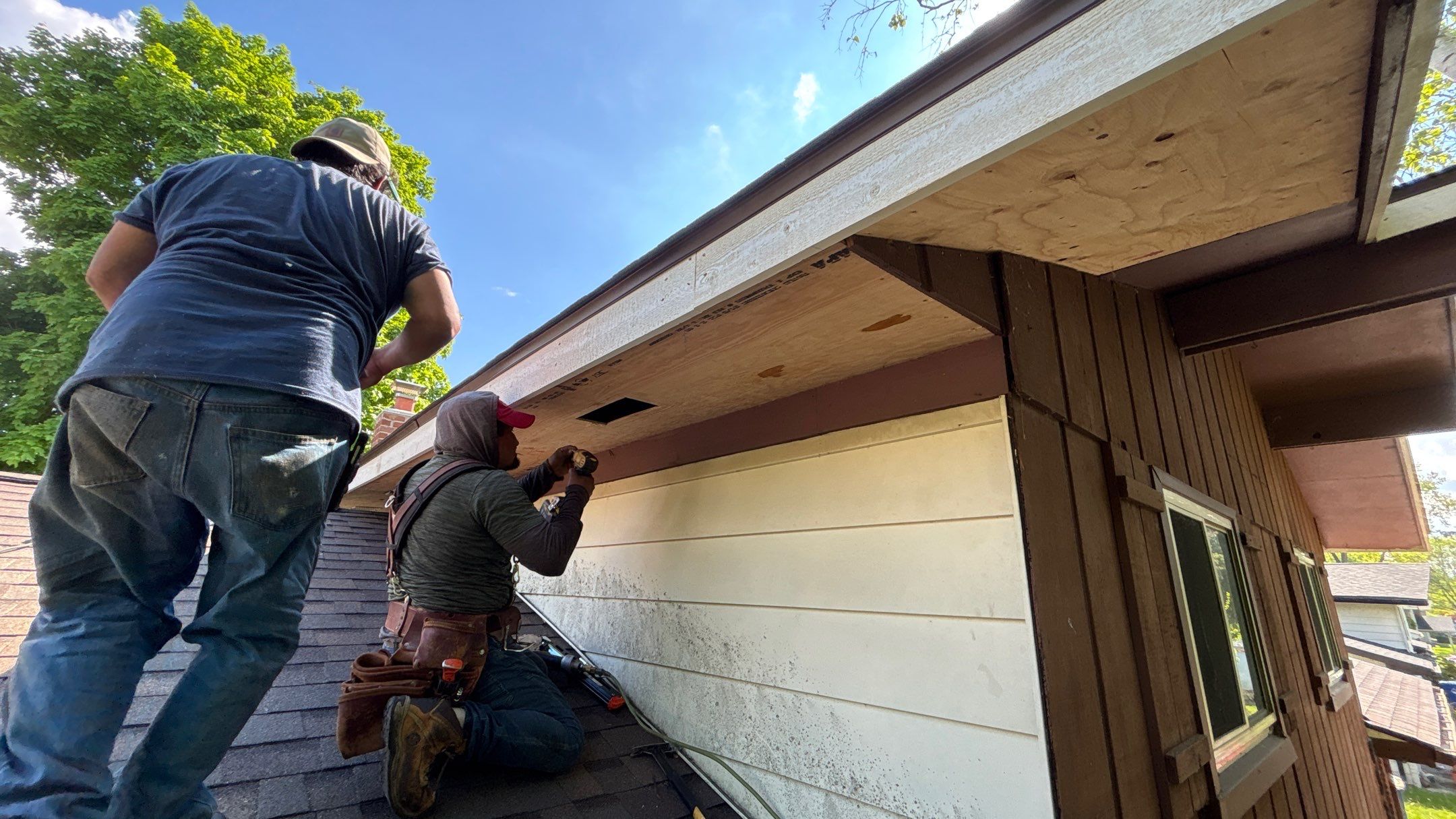 Roof Replacement using Owens Corning Teak by 180 Contractors