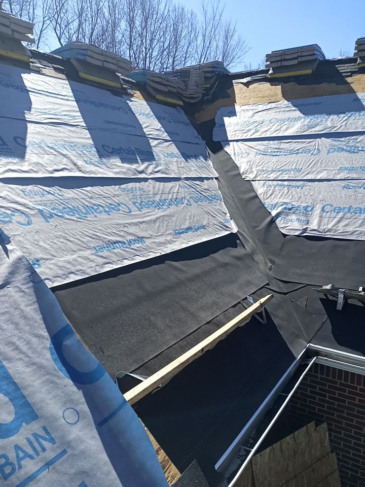 Roof Replacement using CertainTeed Landmark by 180 Contractors