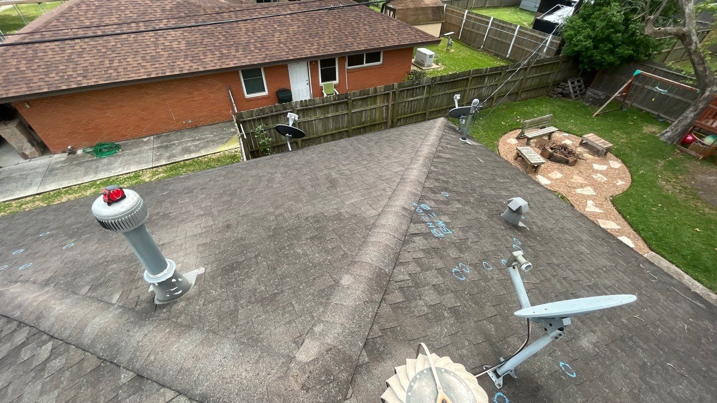 Residential Roofing Installation using Owen's Corning Duration by Roof Concepts Construction