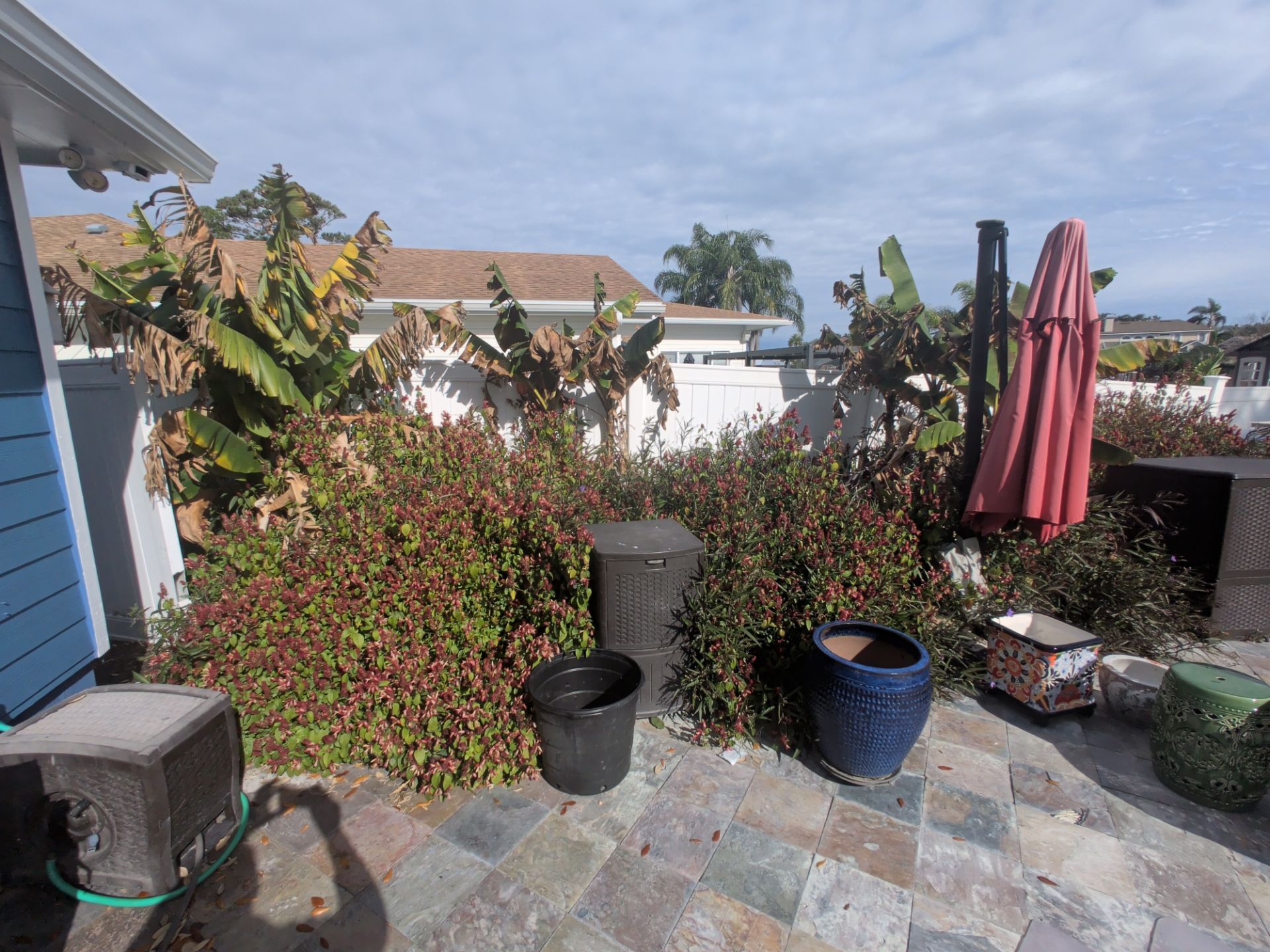 Flower Bed & Property Cleanup San Pablo area — Jacksonville Beaches, FL by Harmoni Home Services