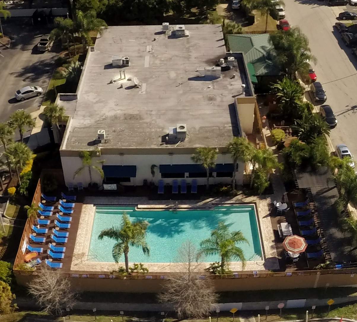 Club Orlando – Drainage & Edge Detail Focused Commercial Reroof by Gold Key Roofing