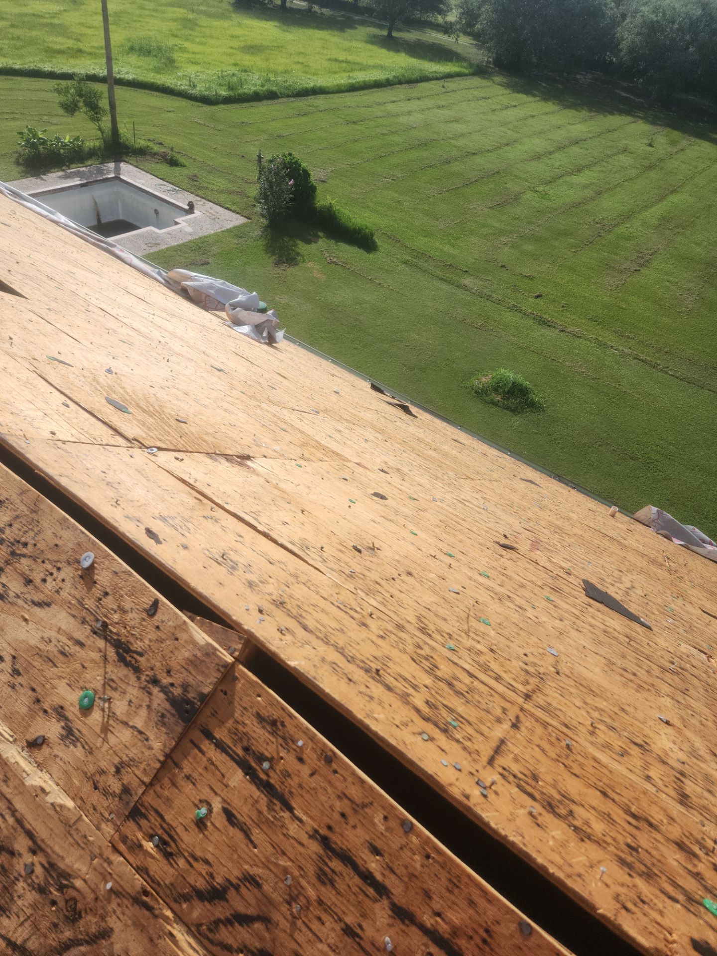 Residential Roofing Installation using Owen's Corning Duration (Lifetime) Shingles by Roof Repair Company