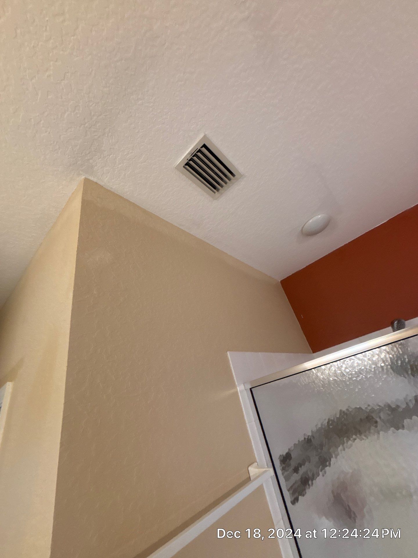 Mold Damage Removal by Ampm Restoration Services