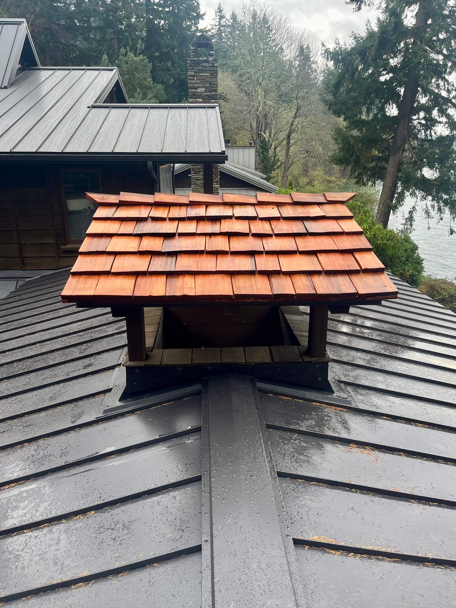 Residential Roof Replacement in Bainbridge Island, Wa by Hanley Construction