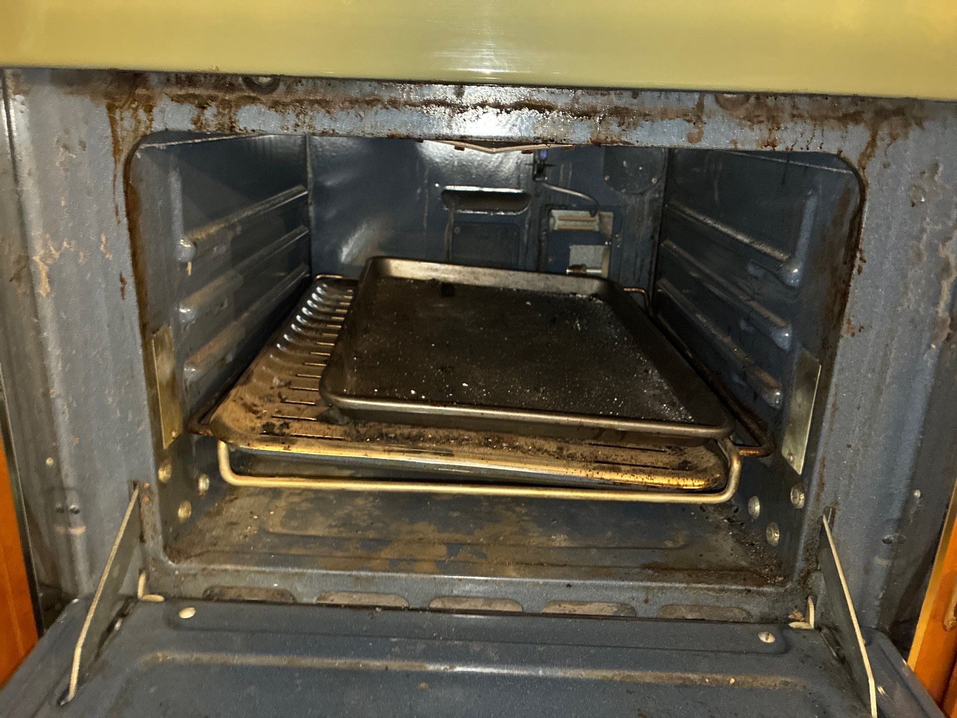 Caloric Wall Oven - Rivervale NJ by Belgrove Appliance Inc