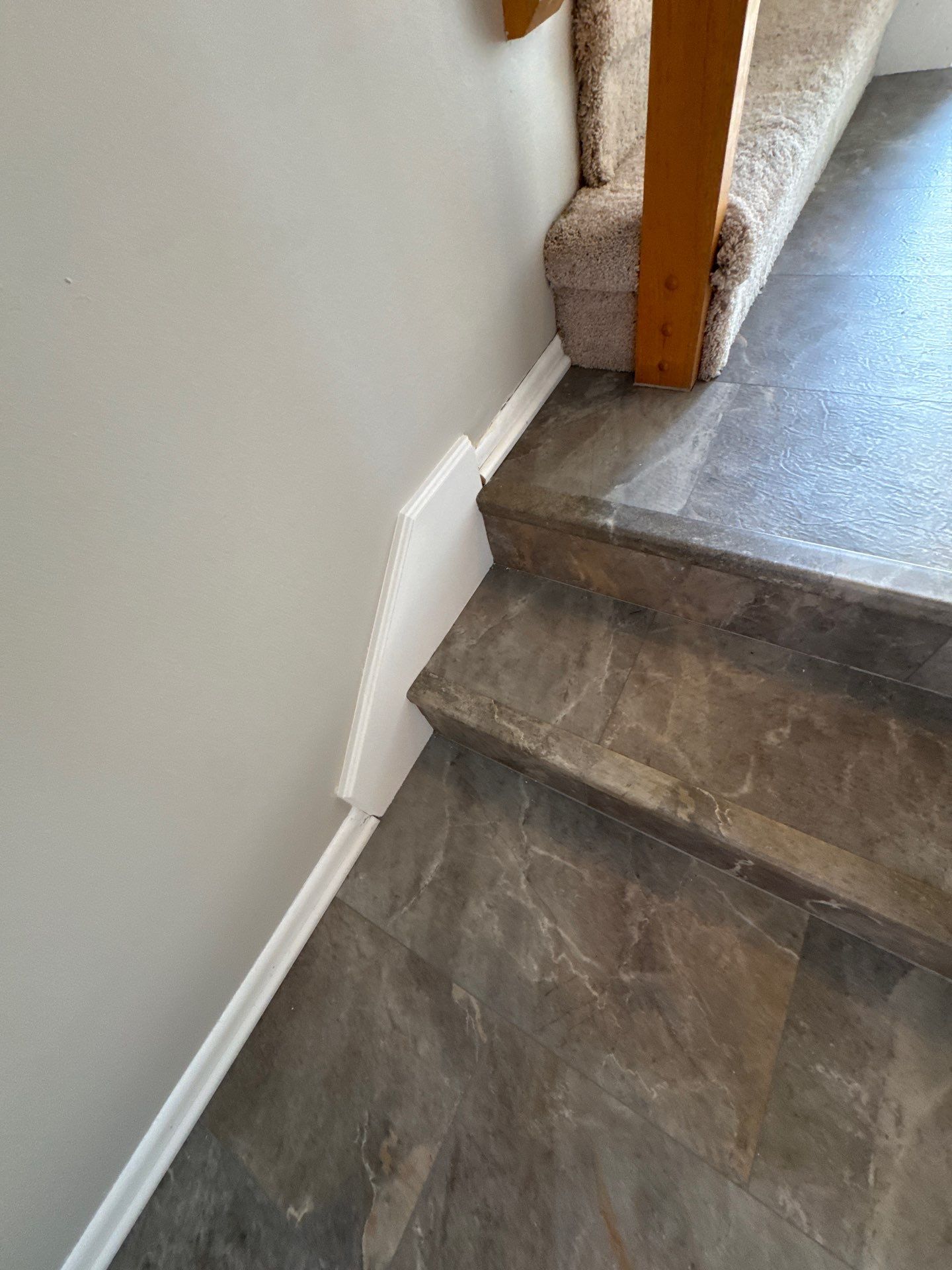 Condo Repaint Walls in Urbandale by Midwest Paint LLC